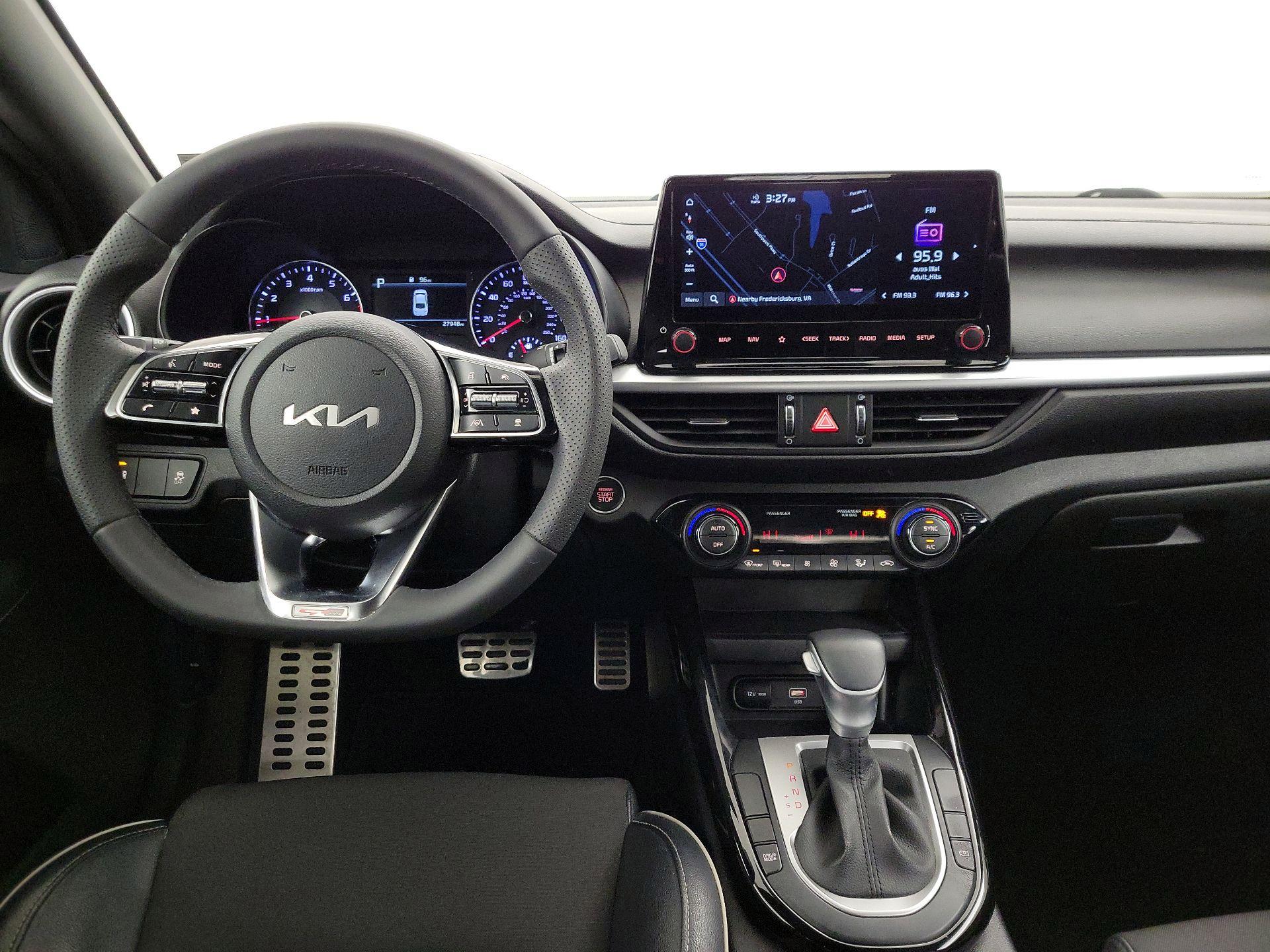 Thumbnail: 2023 Kia Forte - 9