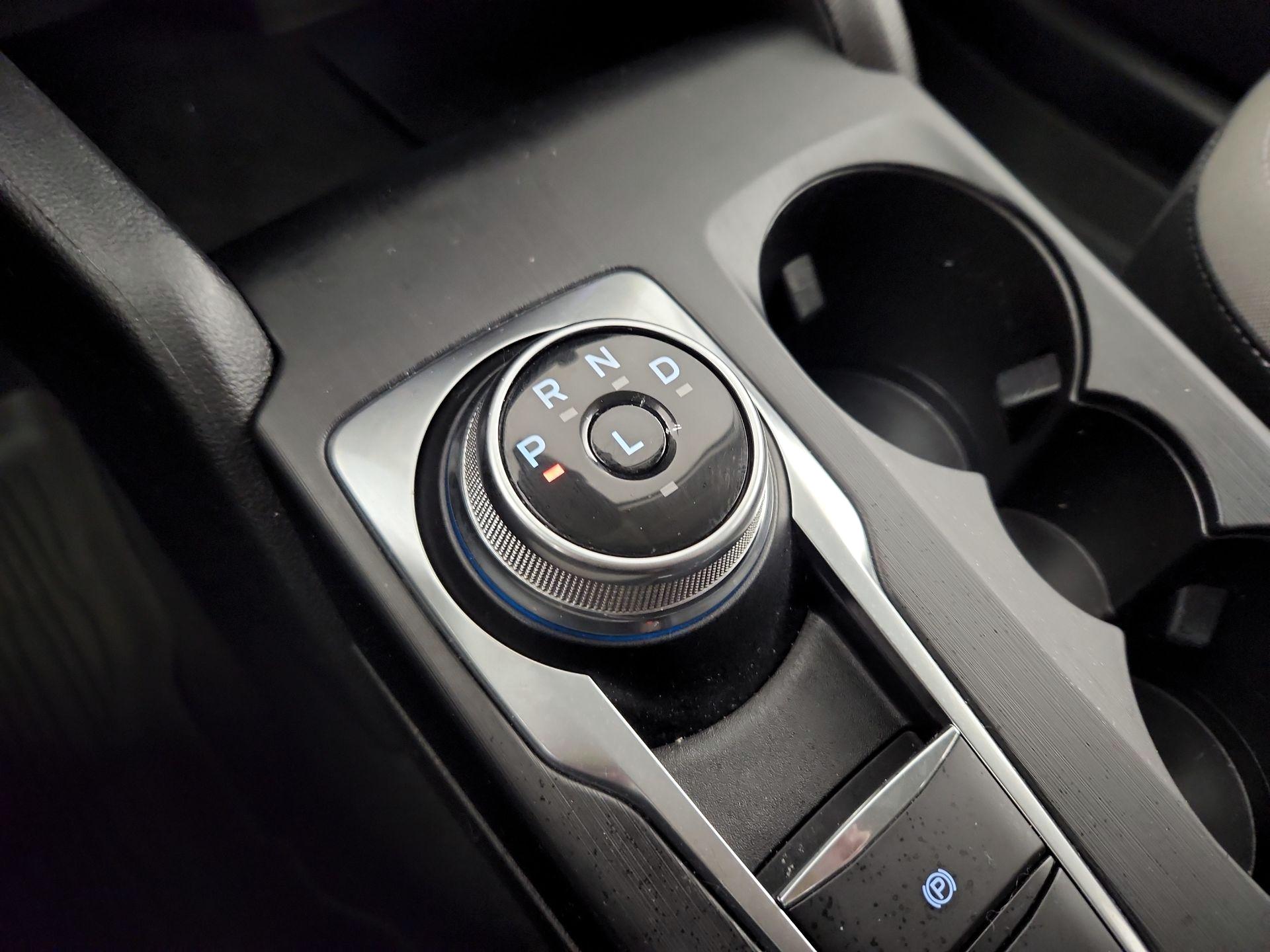 Thumbnail: 2022 Ford Escape - 15