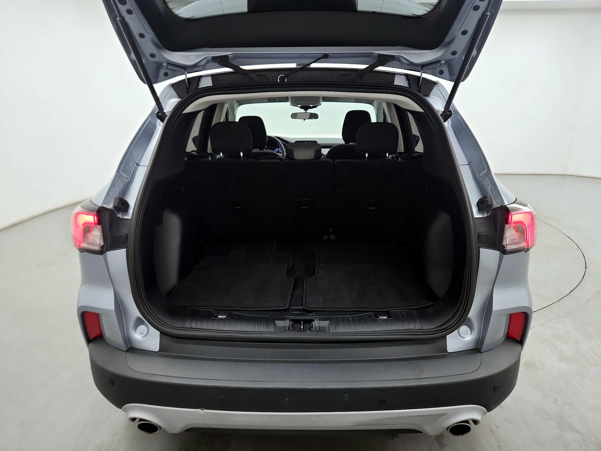 Thumbnail: 2022 Ford Escape - 18