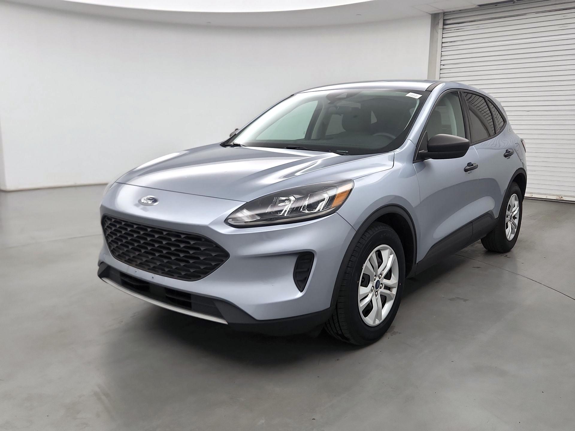 Thumbnail: 2022 Ford Escape - 3