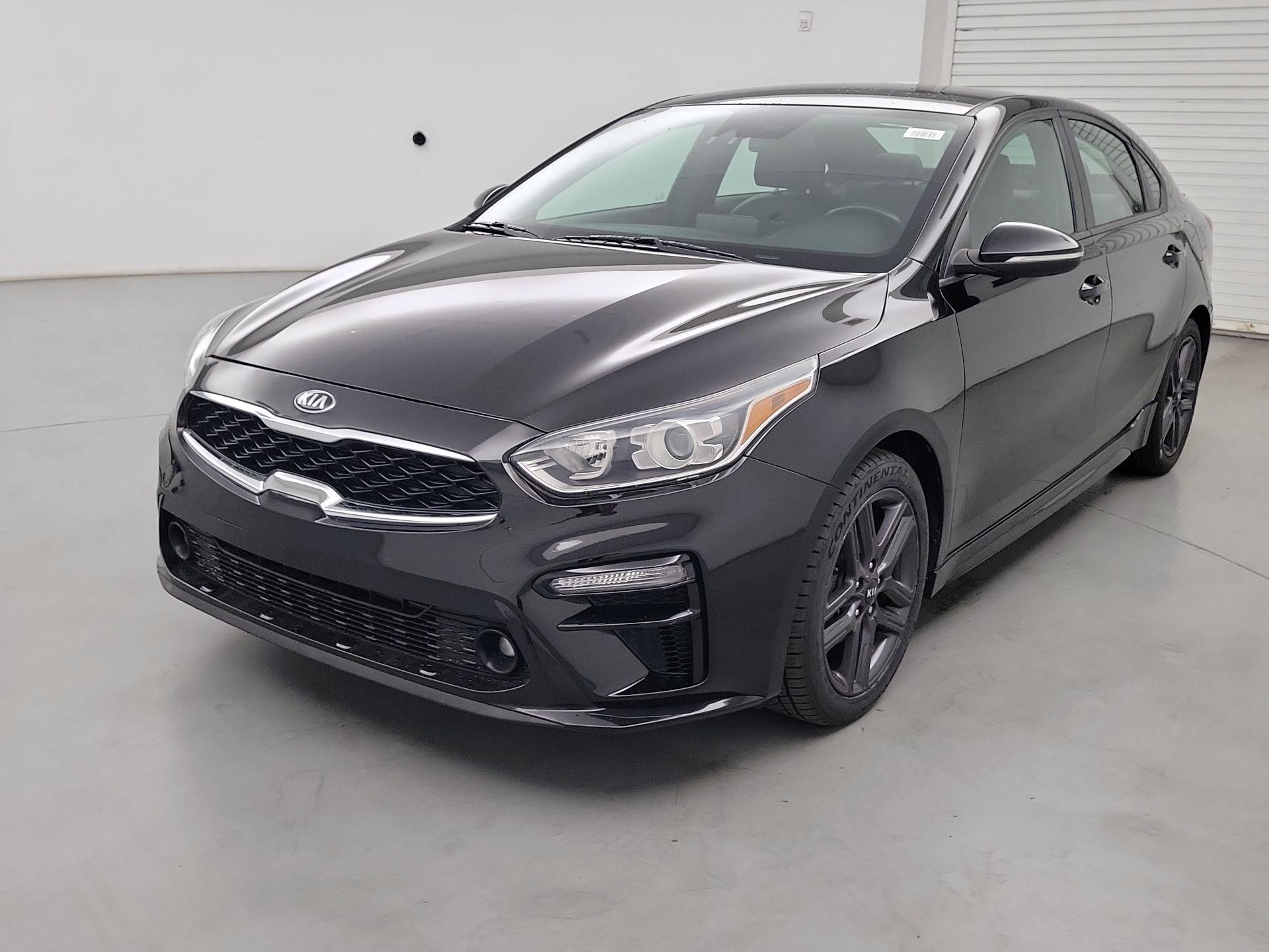 Thumbnail: 2020 Kia Forte - 3