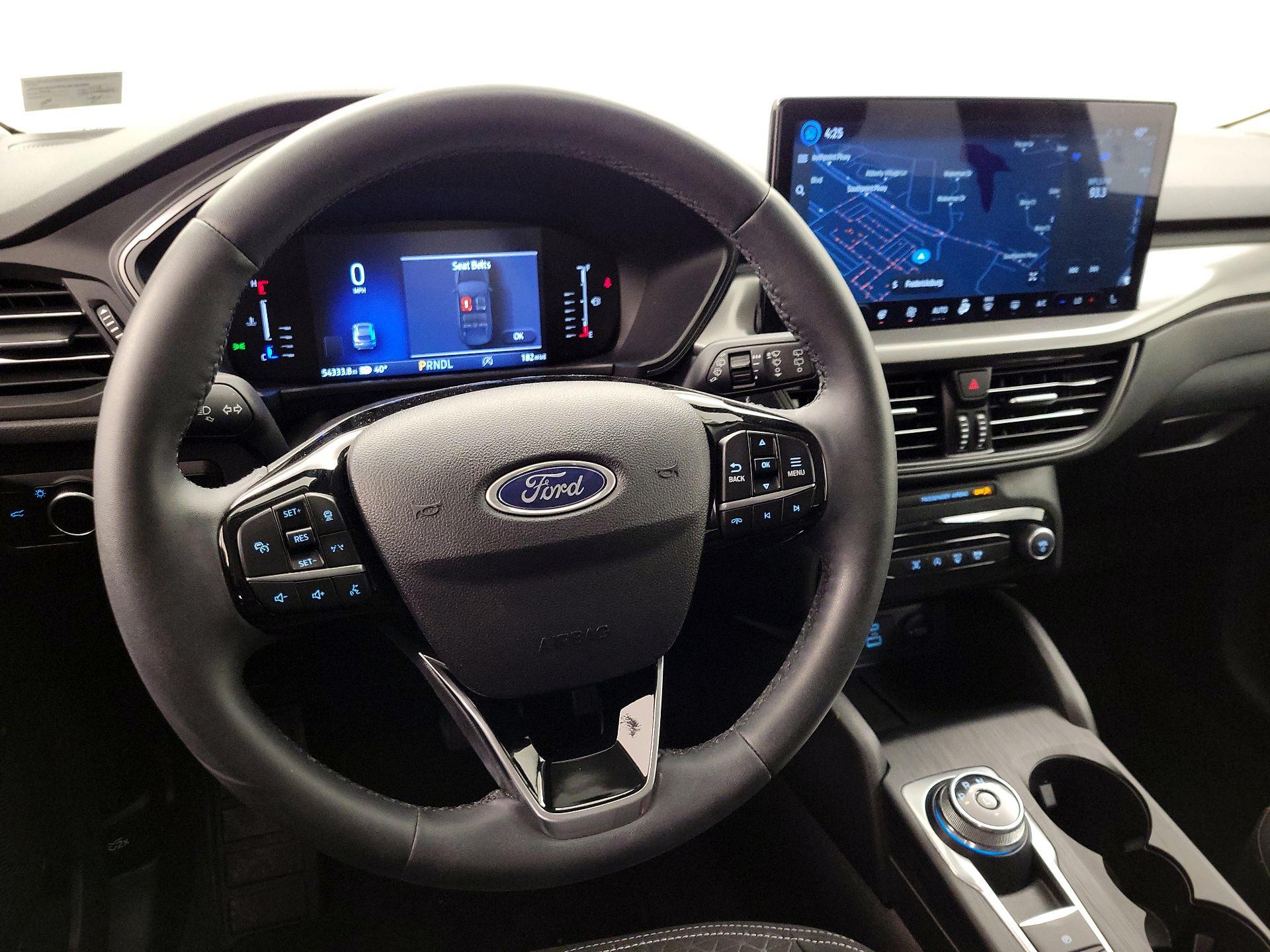 Thumbnail: 2023 Ford Escape - 10