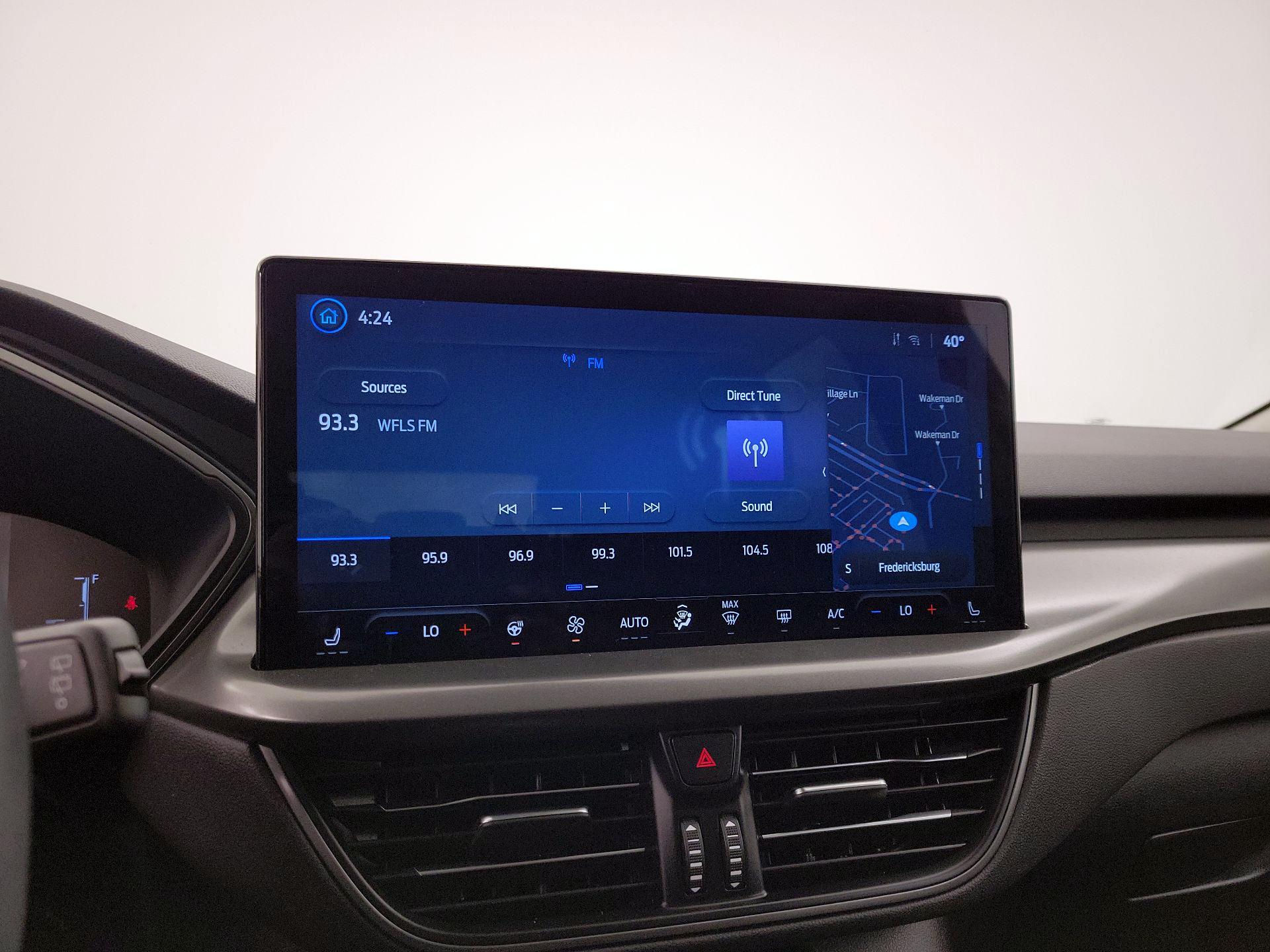 Thumbnail: 2023 Ford Escape - 16