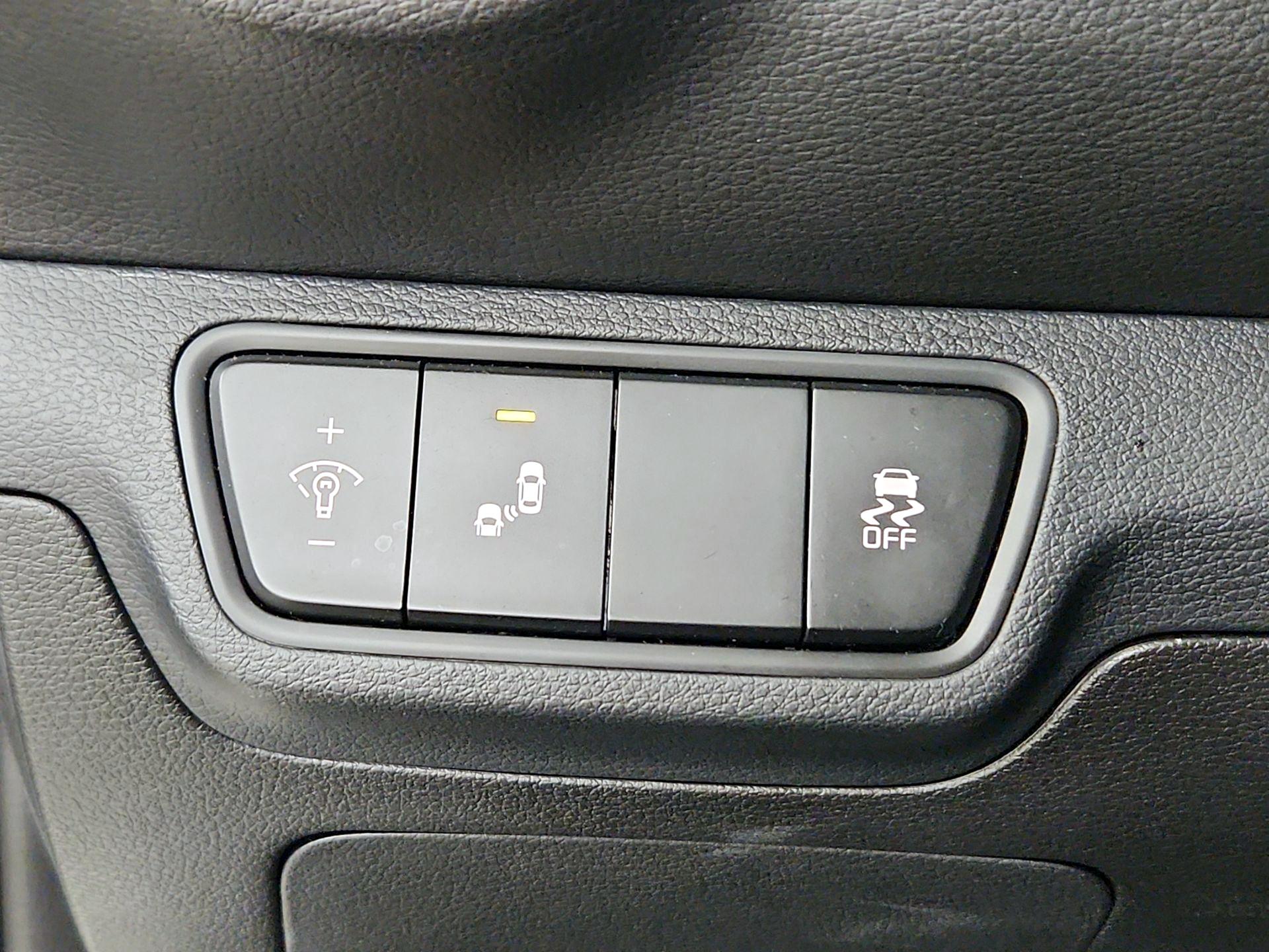 Thumbnail: 2023 Kia Forte - 13