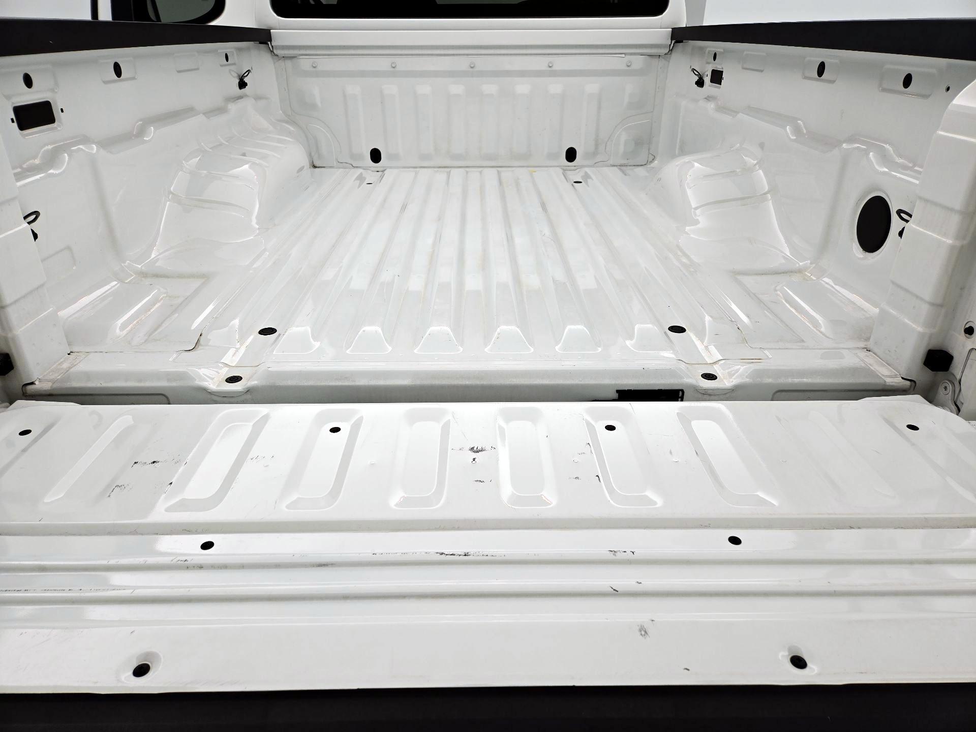 Thumbnail: 2022 Nissan Frontier - 20