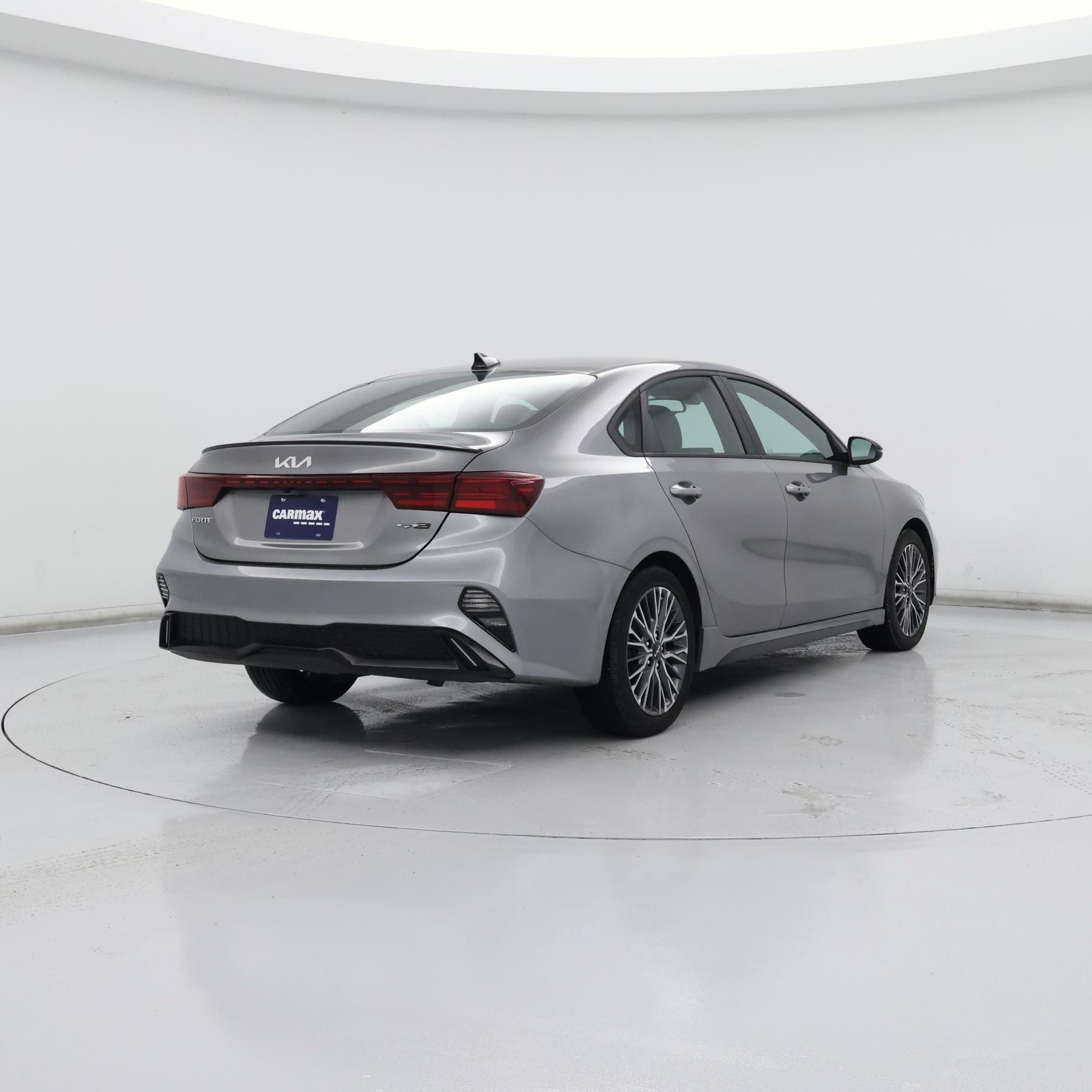 Thumbnail: 2023 Kia Forte - 8