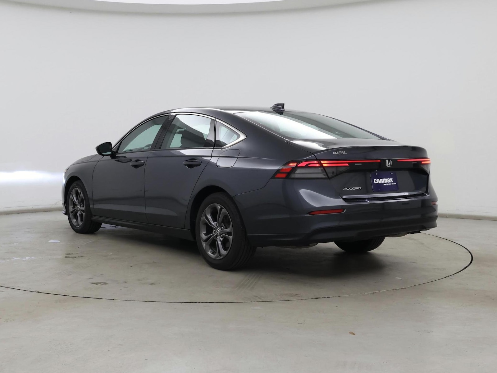 2023 Honda Accord EX - Photo 3