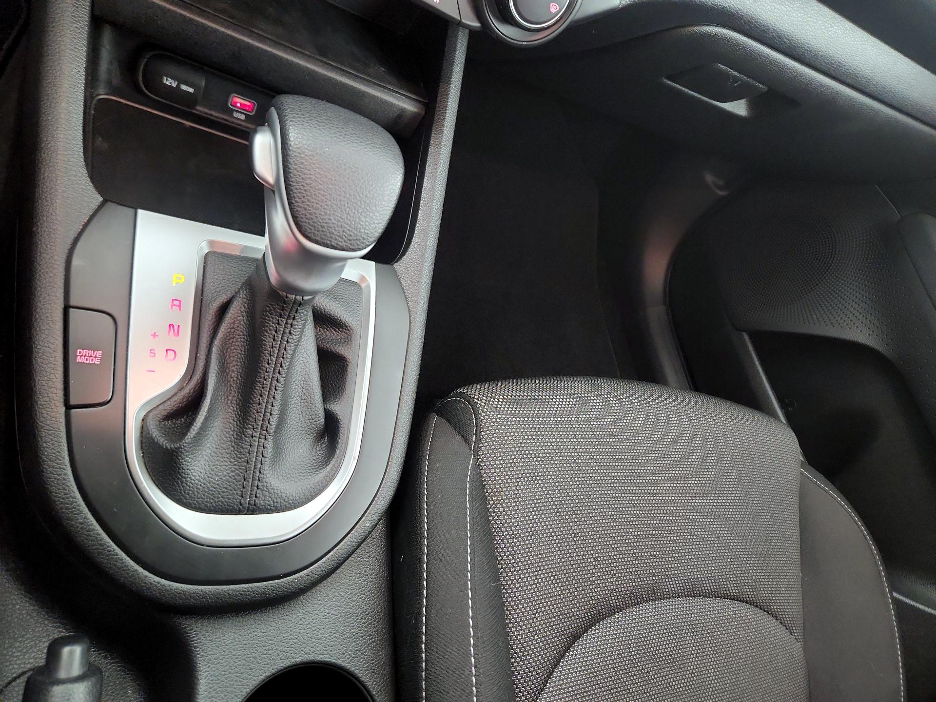 Thumbnail: 2023 Kia Forte - 15