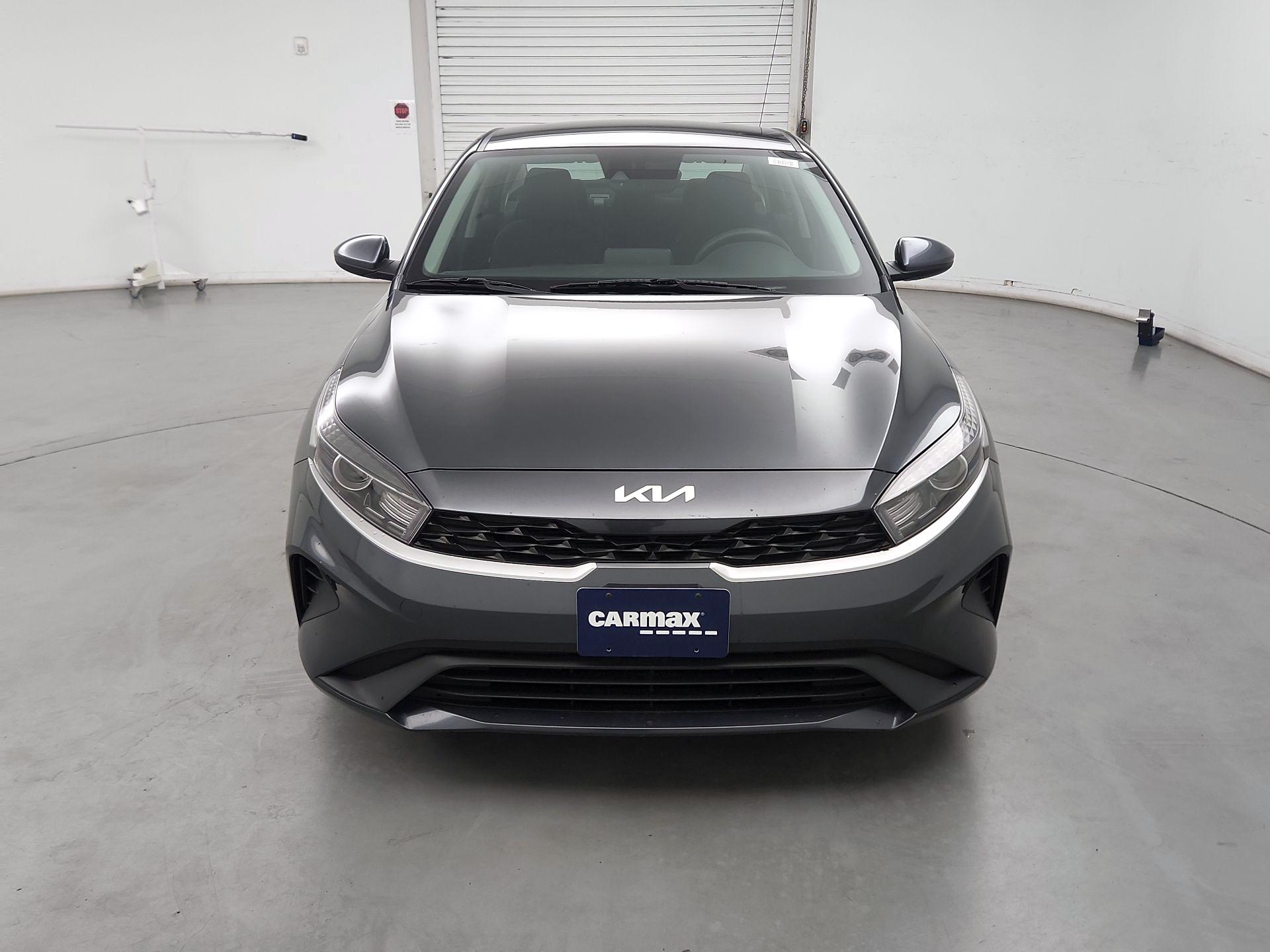 Thumbnail: 2023 Kia Forte - 2