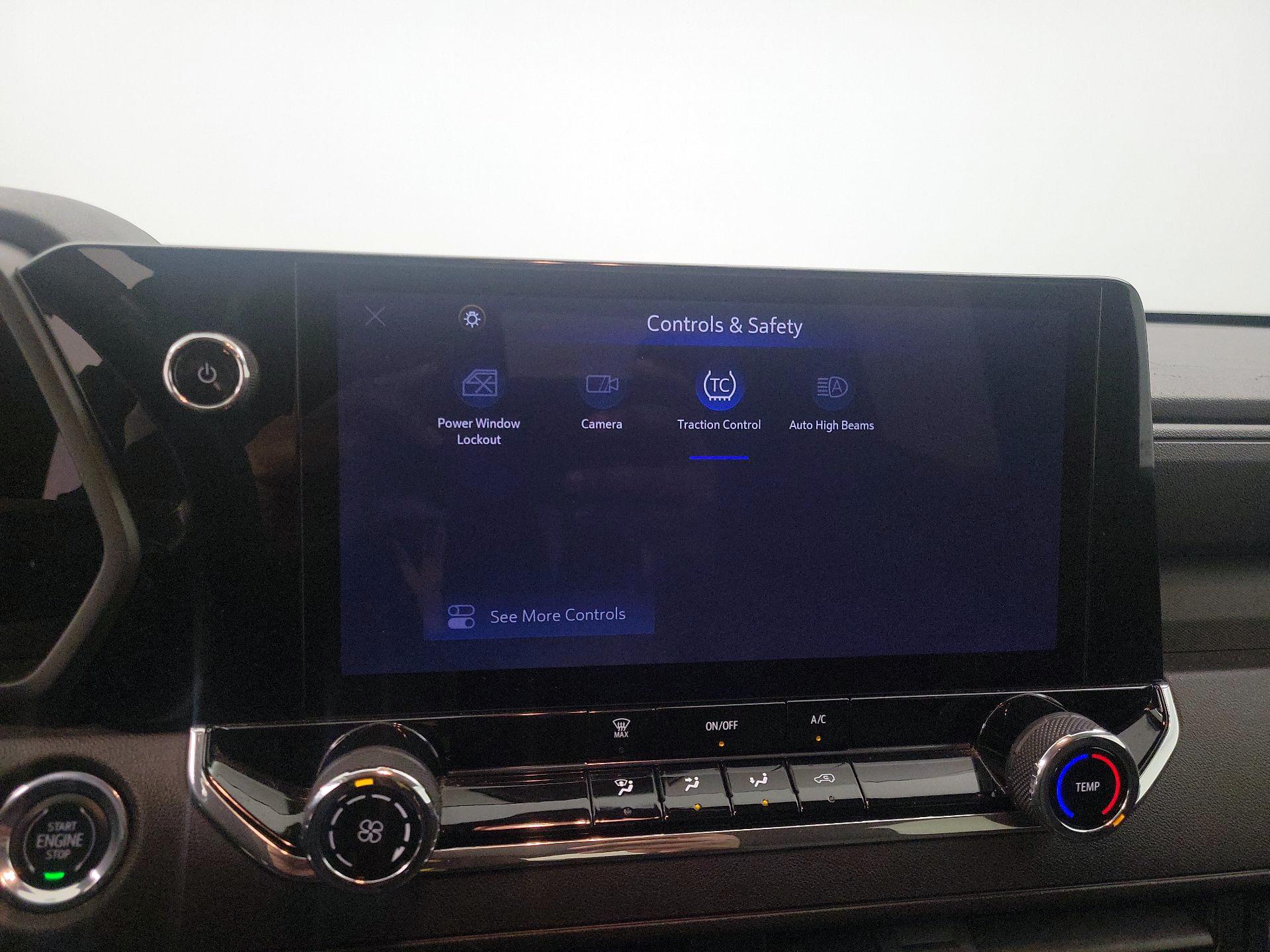 Thumbnail: 2023 Chevrolet Colorado - 15