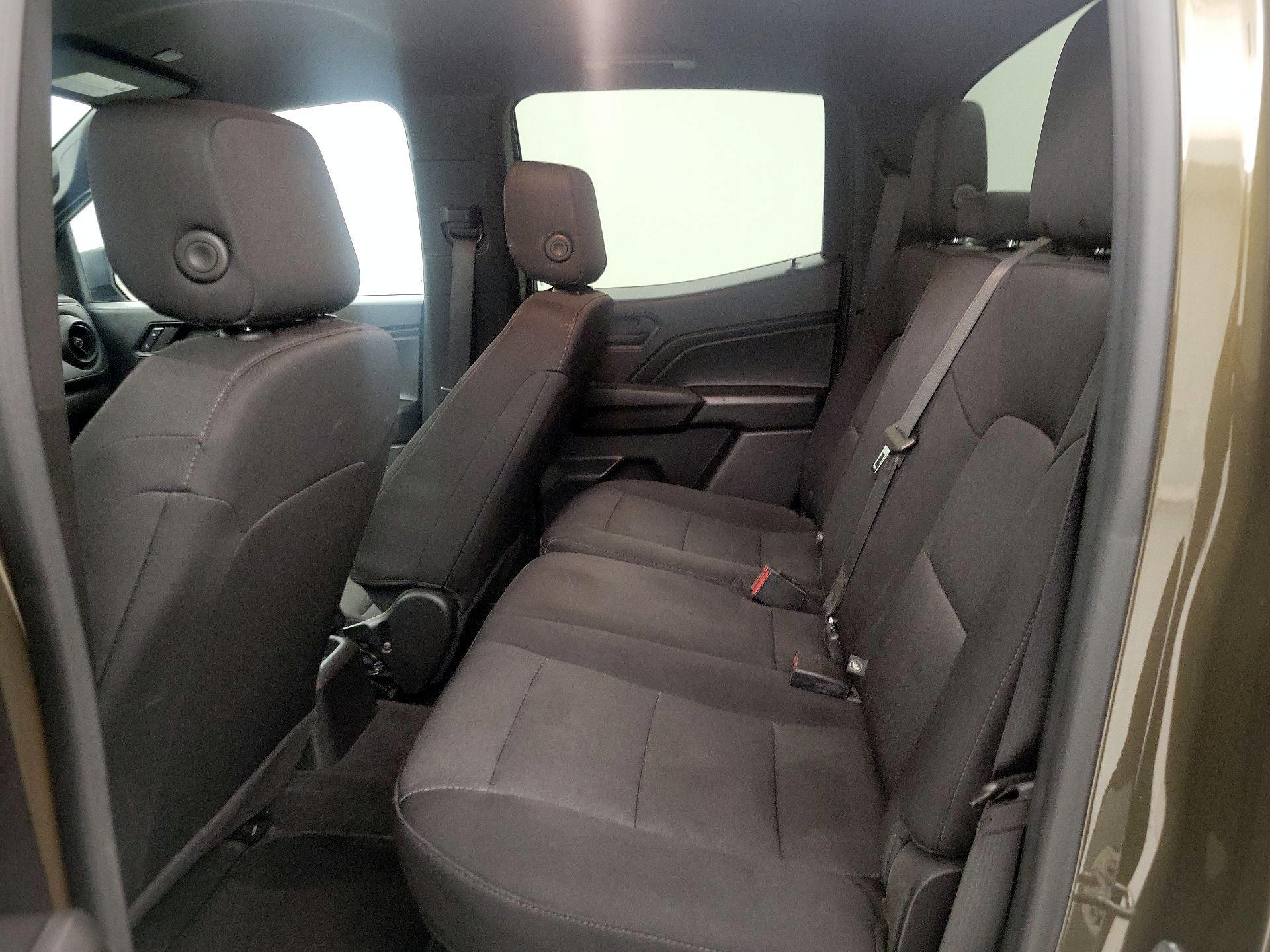 Thumbnail: 2023 Chevrolet Colorado - 18