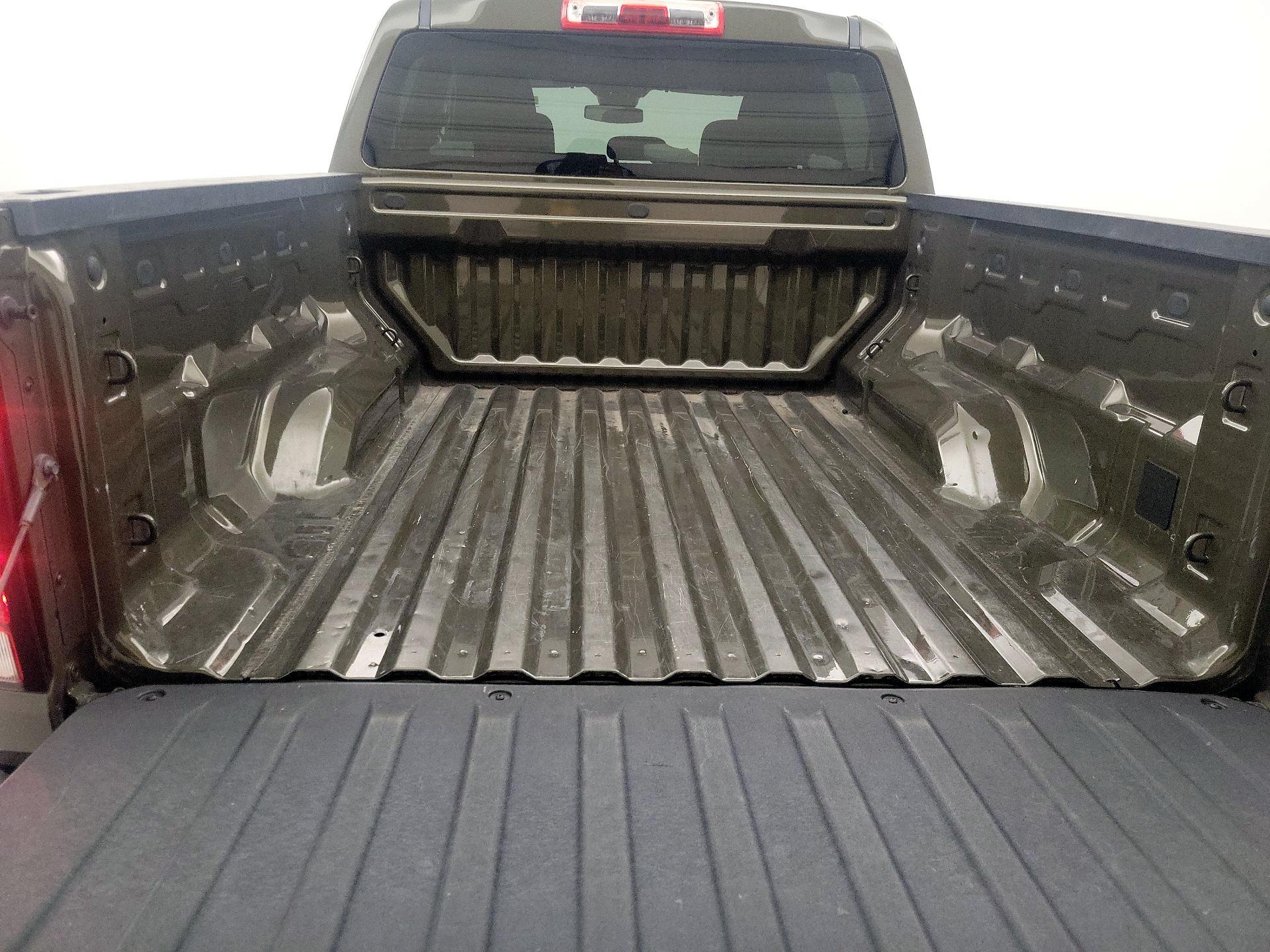 Thumbnail: 2023 Chevrolet Colorado - 19