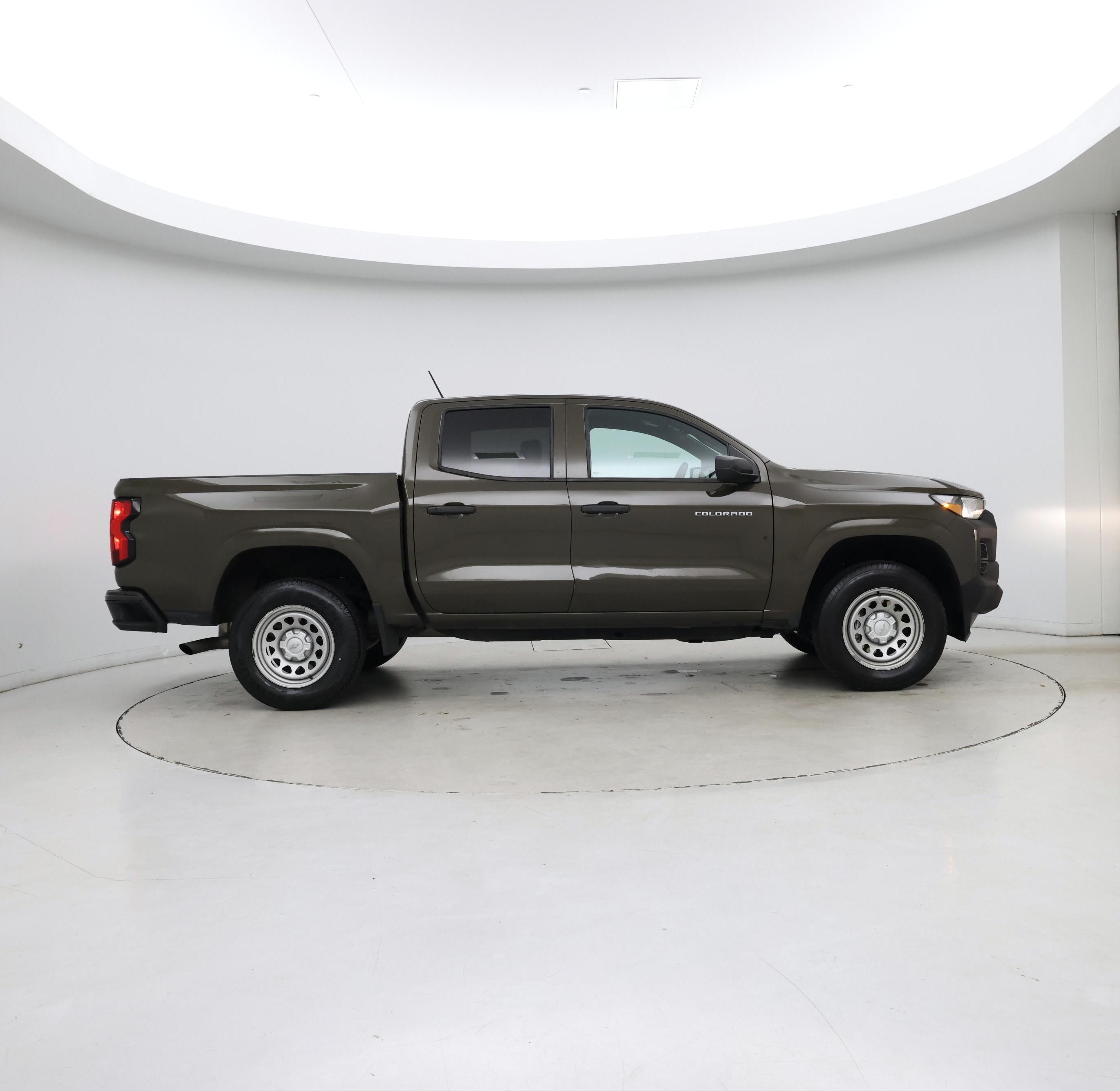 Thumbnail: 2023 Chevrolet Colorado - 7