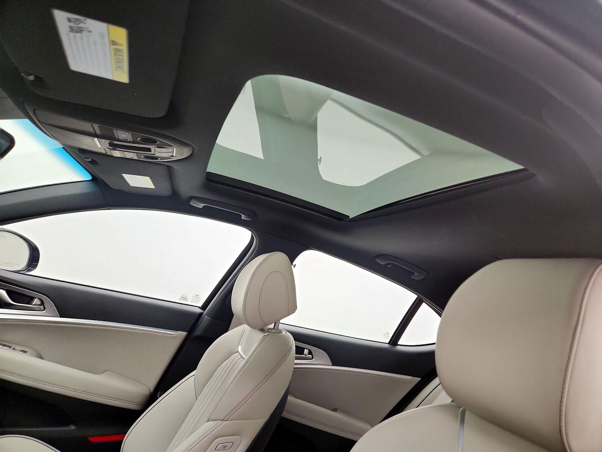 Thumbnail: 2023 Genesis G70 - 20