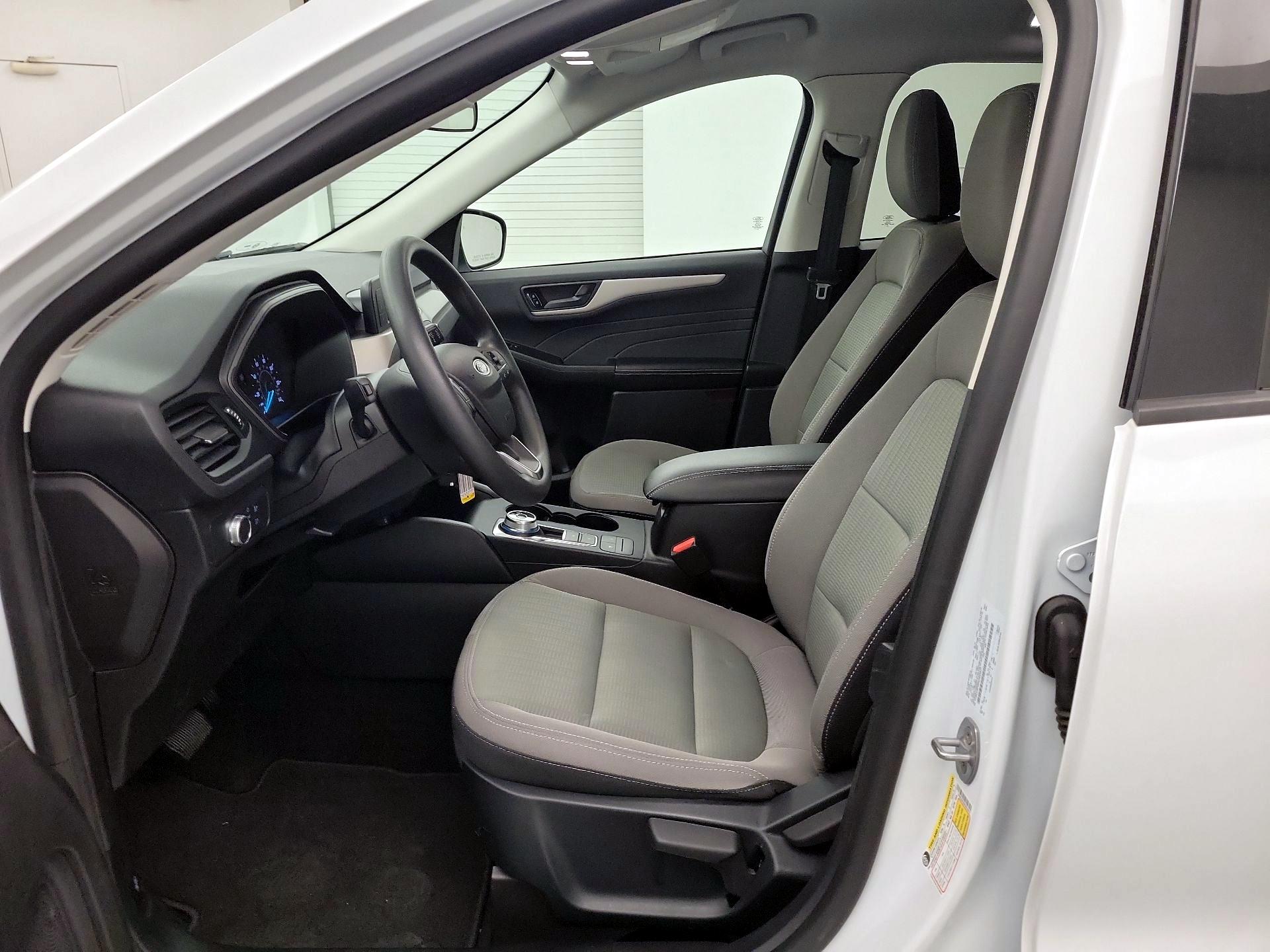 Thumbnail: 2022 Ford Escape - 9