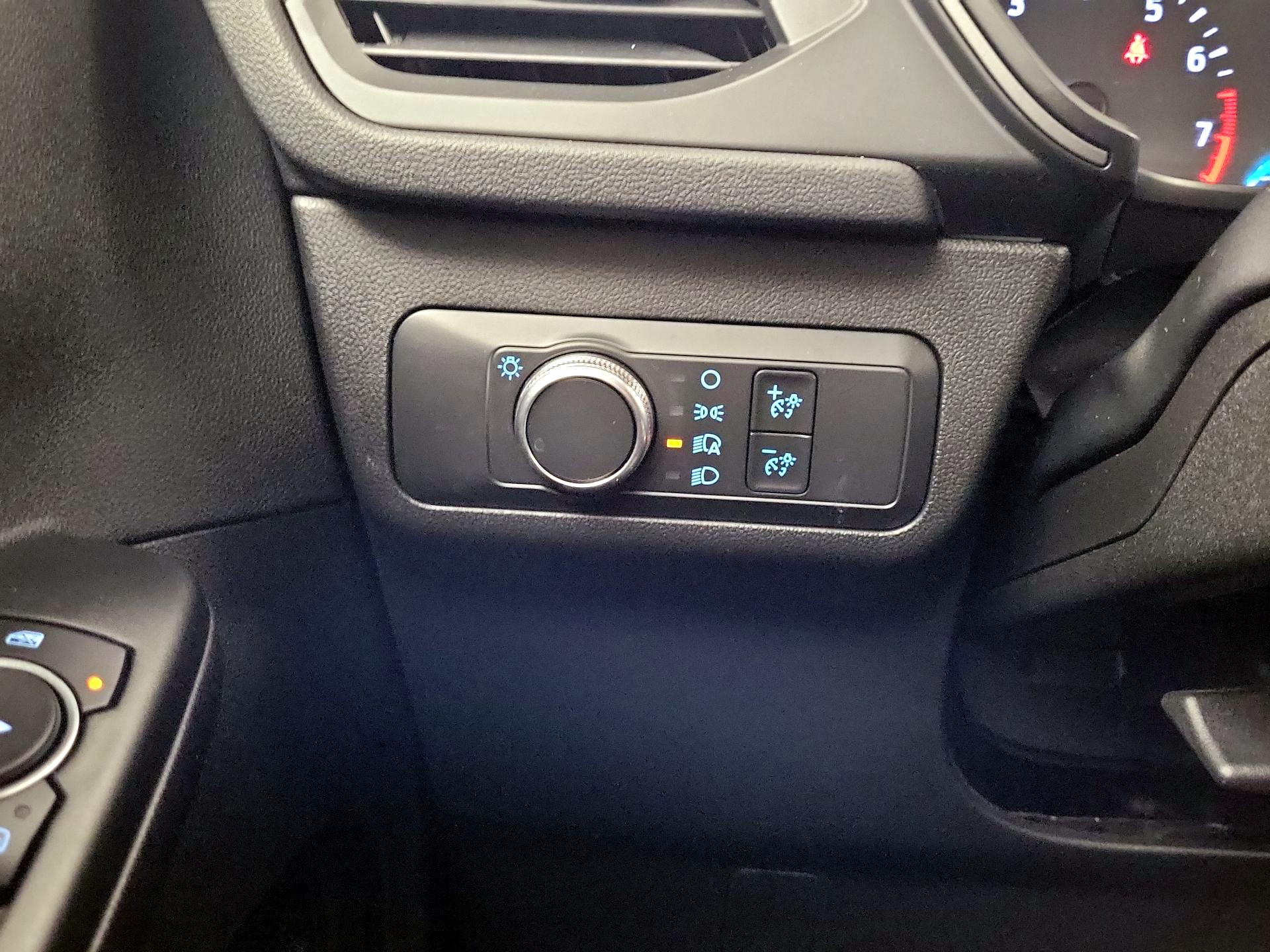 Thumbnail: 2022 Ford Escape - 11