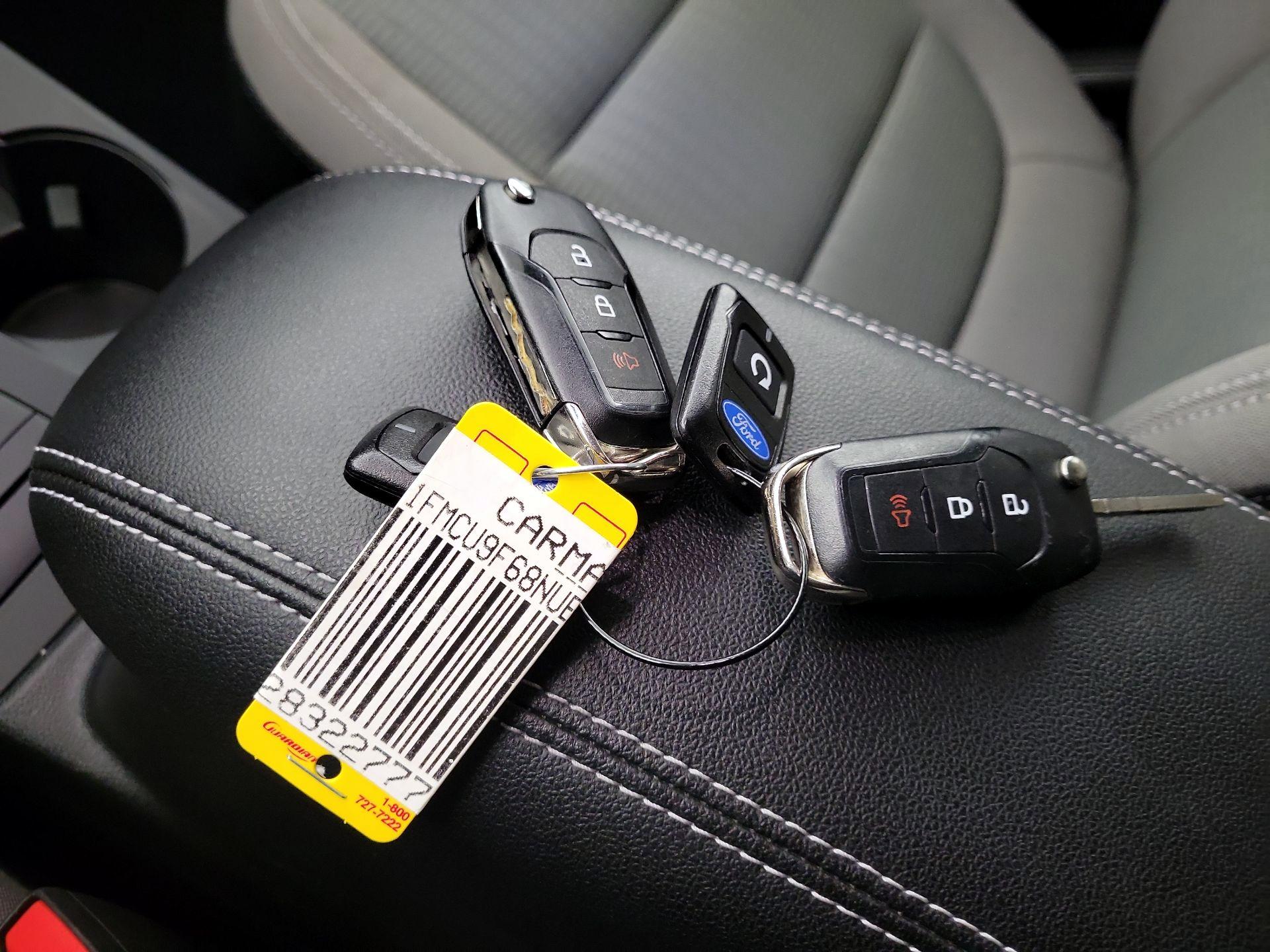 Thumbnail: 2022 Ford Escape - 20