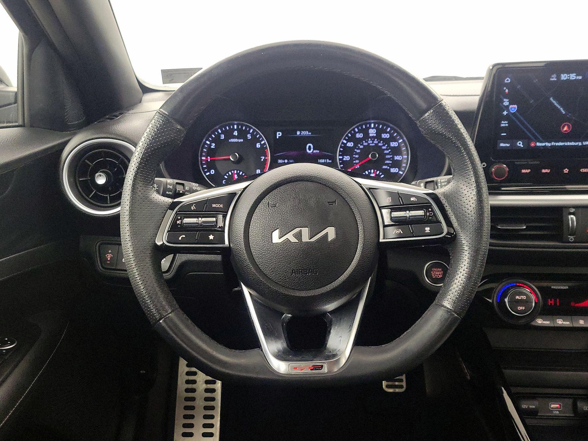 Thumbnail: 2023 Kia Forte - 10