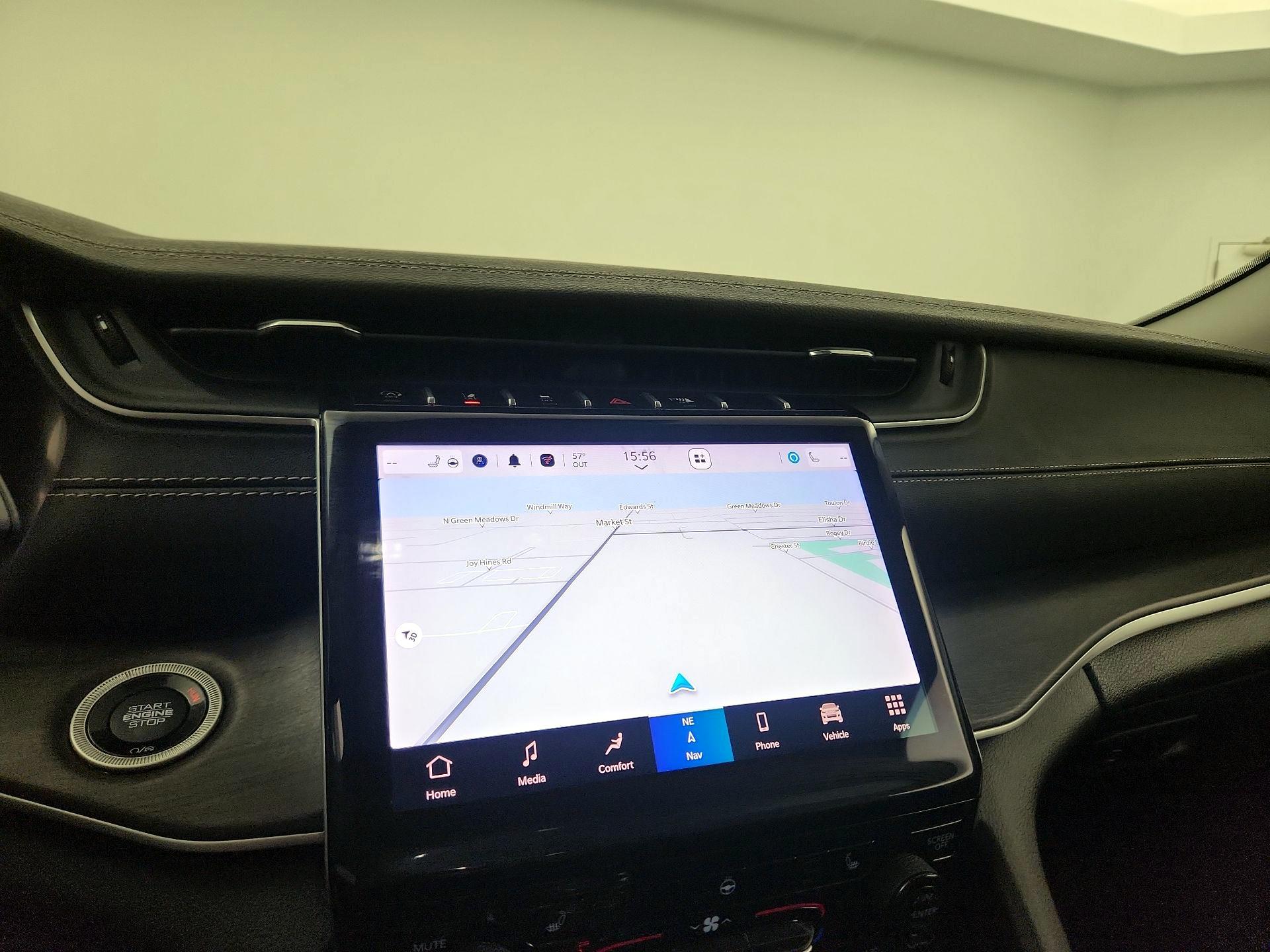 Thumbnail: 2023 Jeep Grand Cherokee - 12