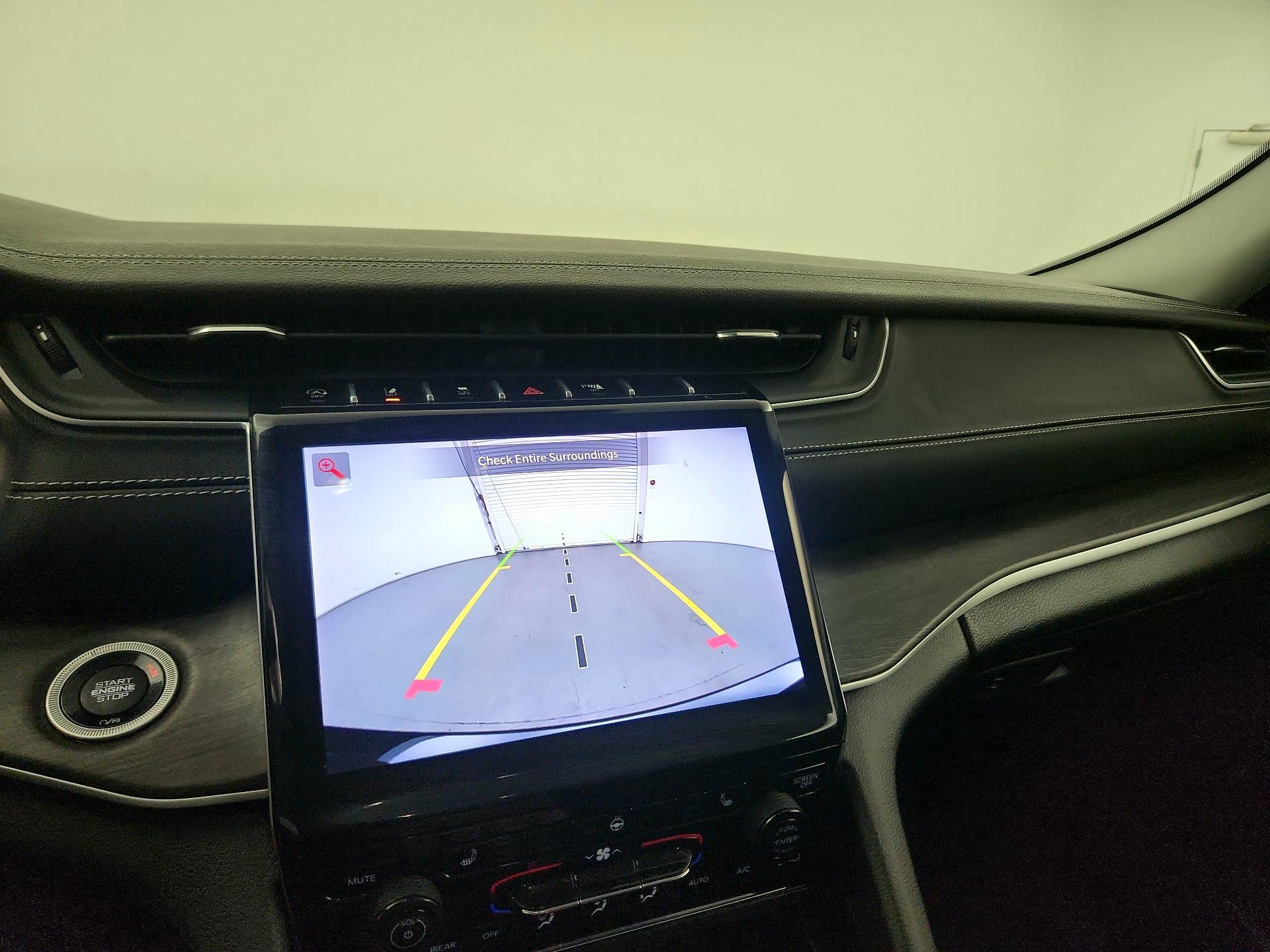 Thumbnail: 2023 Jeep Grand Cherokee - 13