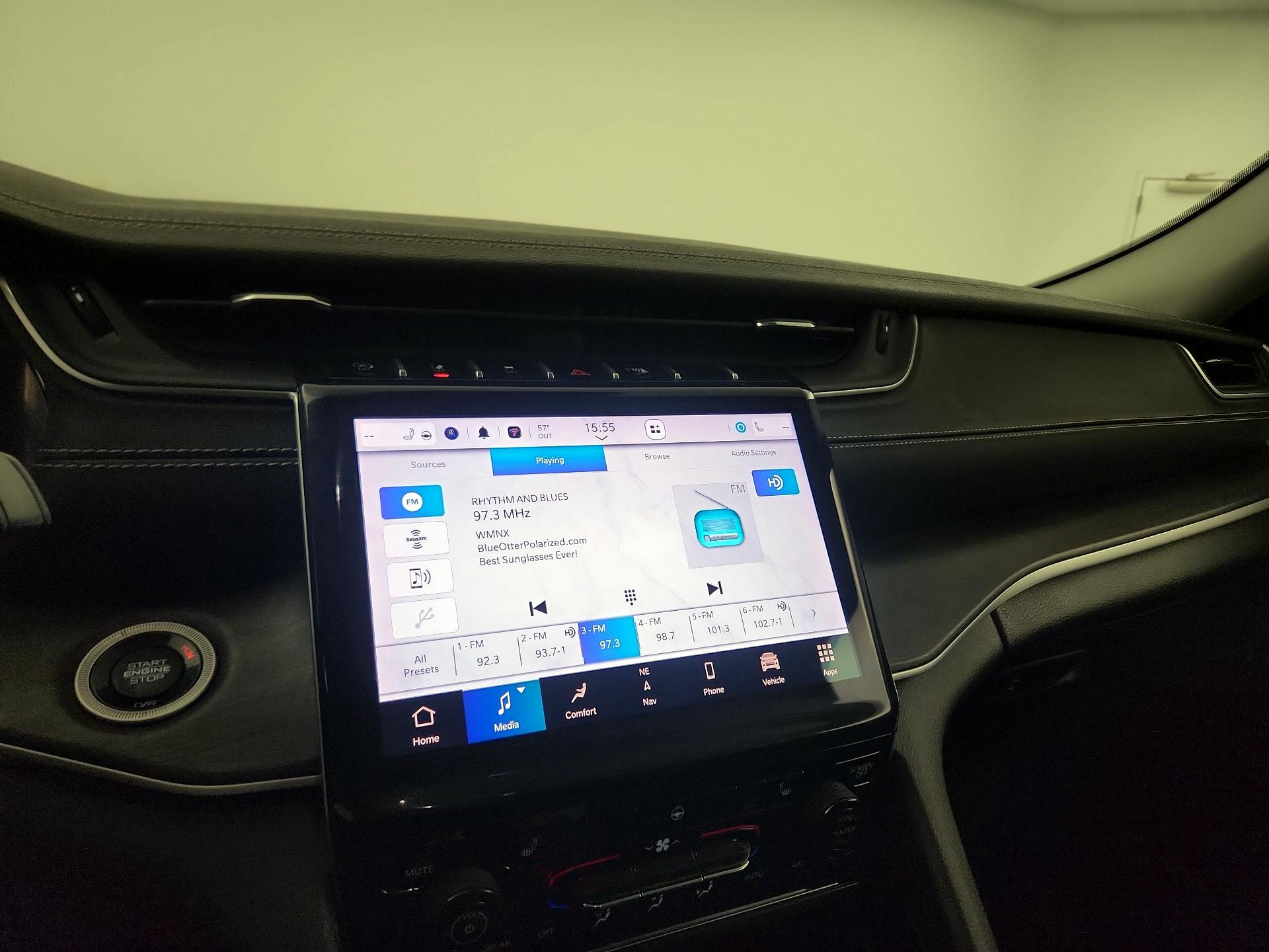 Thumbnail: 2023 Jeep Grand Cherokee - 14