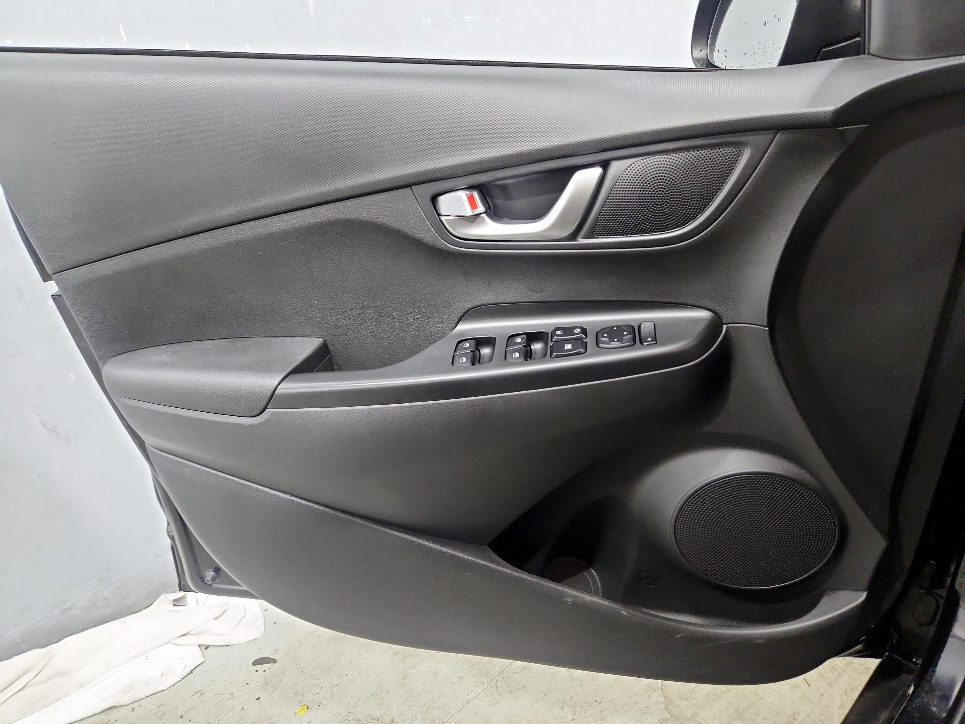 Thumbnail: 2023 Hyundai Kona - 12