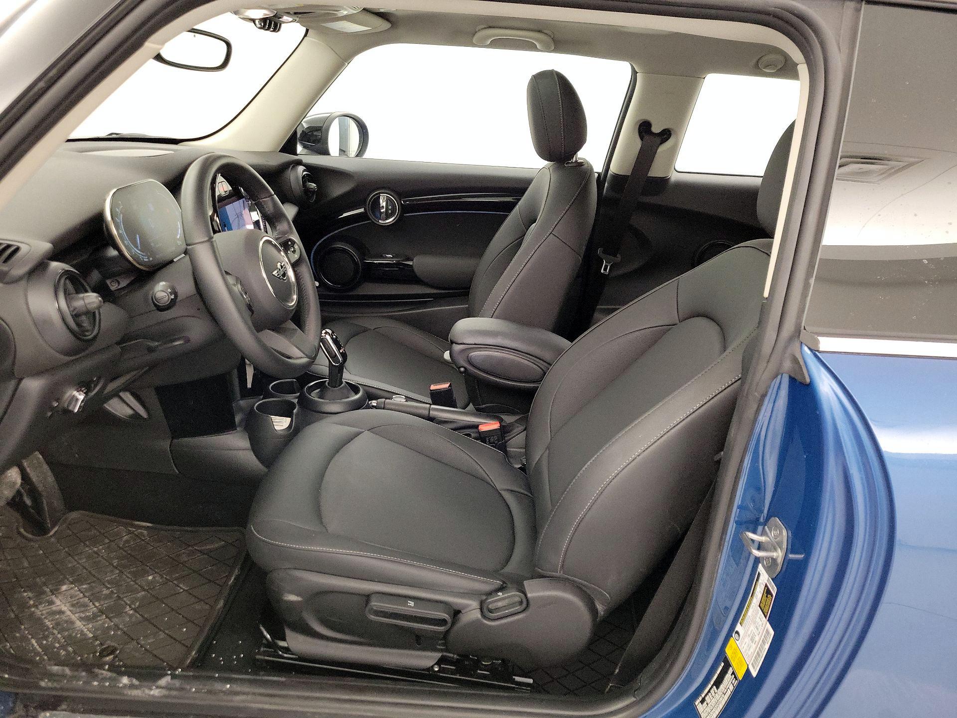 Thumbnail: 2023 MINI Cooper Hardtop - 11