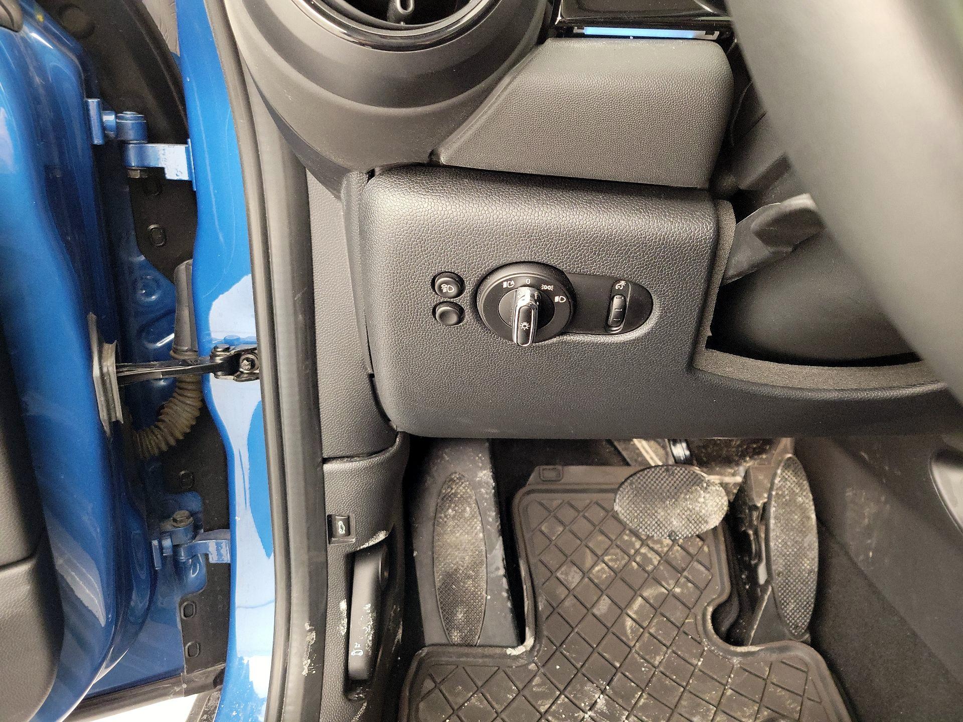 Thumbnail: 2023 MINI Cooper Hardtop - 13