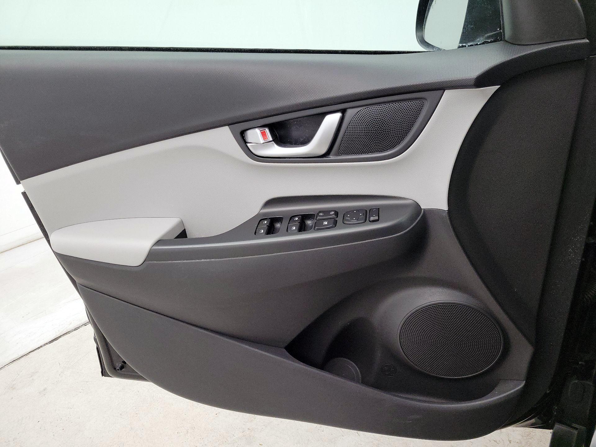 Thumbnail: 2023 Hyundai Kona - 12