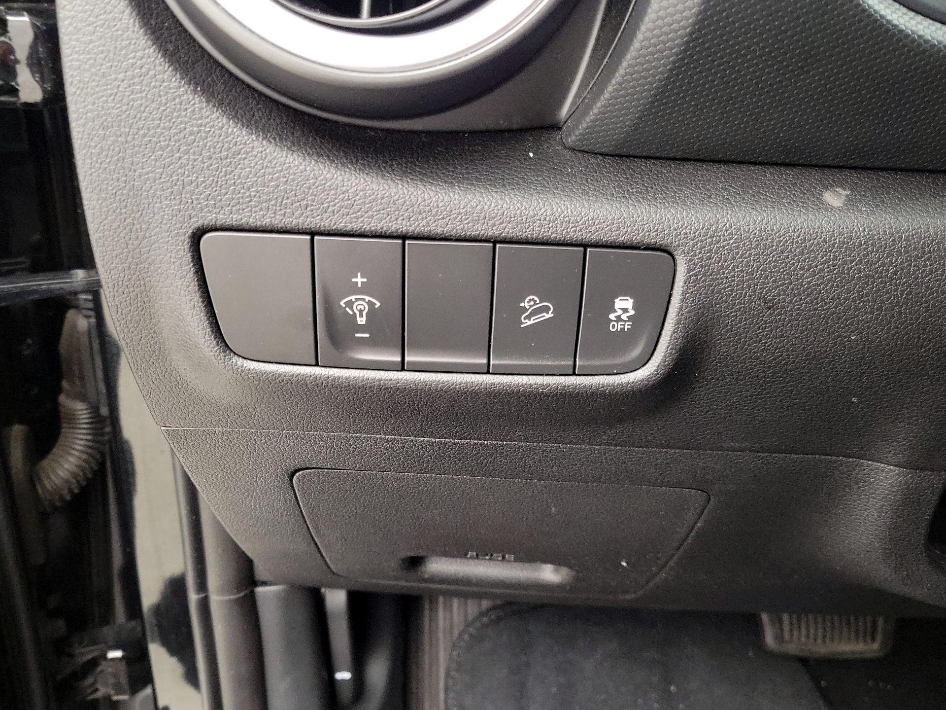 Thumbnail: 2023 Hyundai Kona - 13