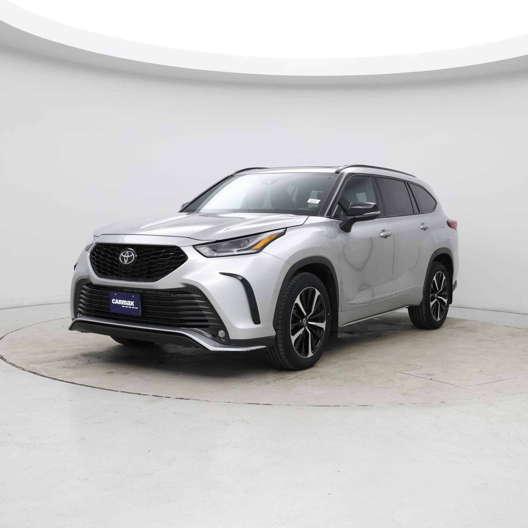 Thumbnail: 2022 Toyota Highlander - 4