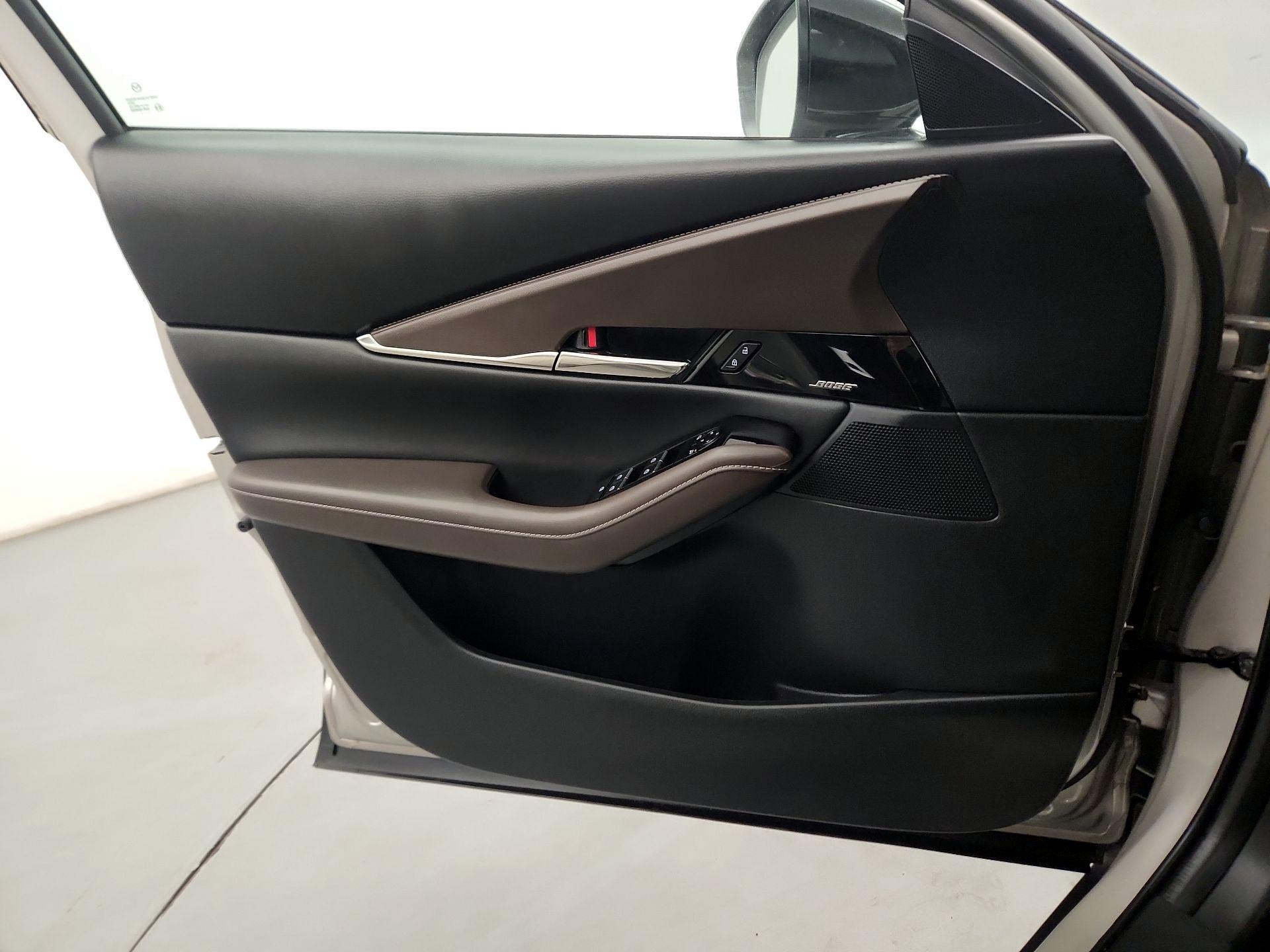 Thumbnail: 2023 Mazda CX-30 - 10