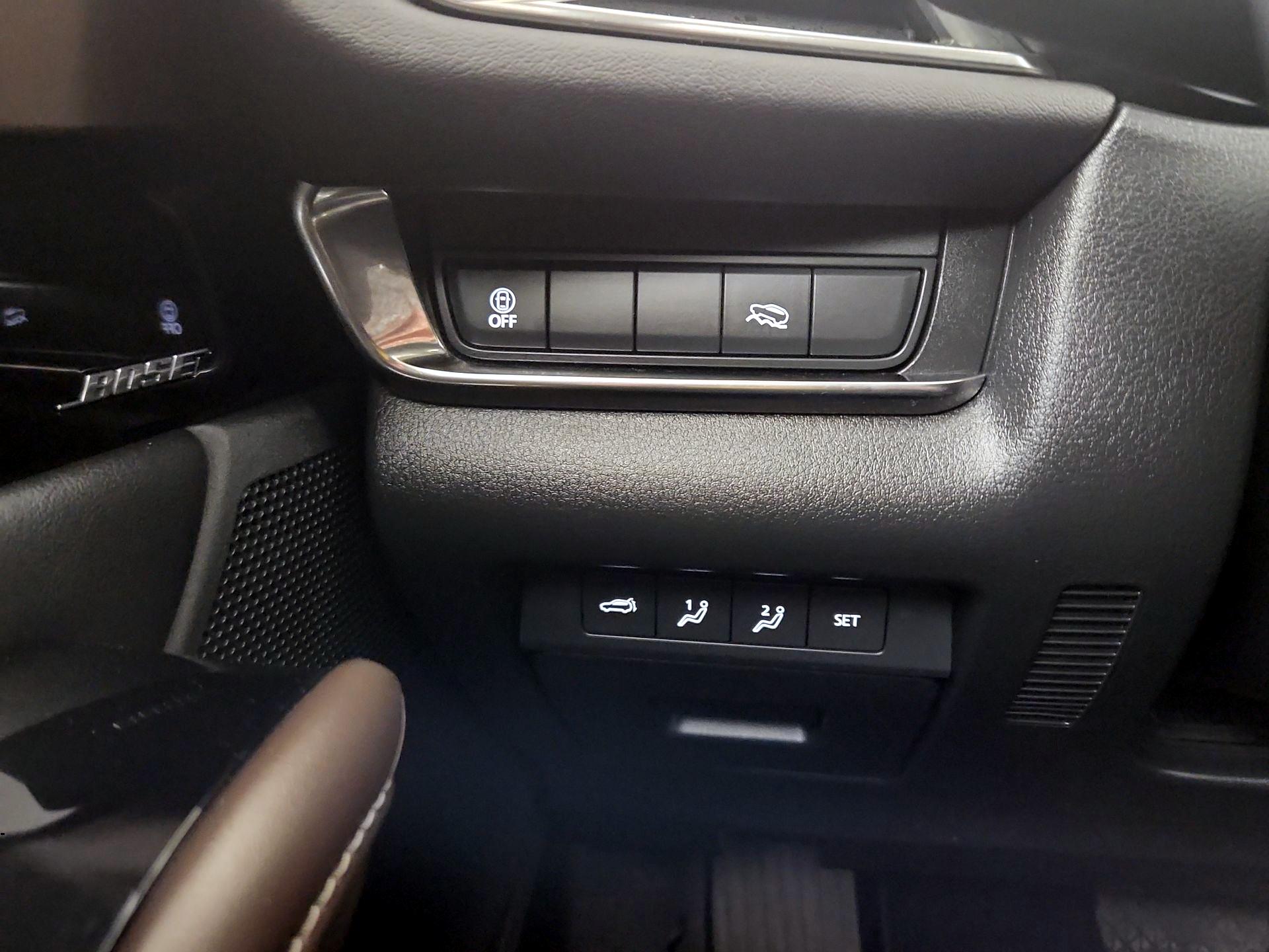 Thumbnail: 2023 Mazda CX-30 - 11