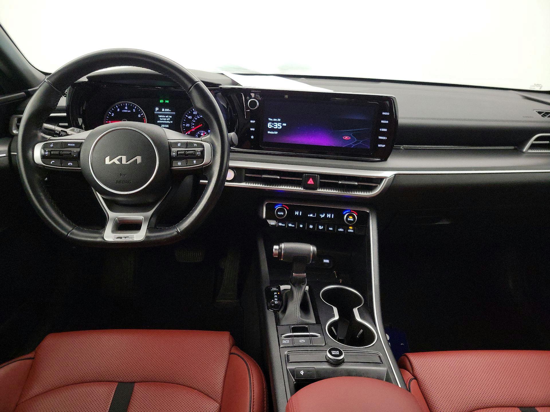 Thumbnail: 2023 Kia K5 - 9