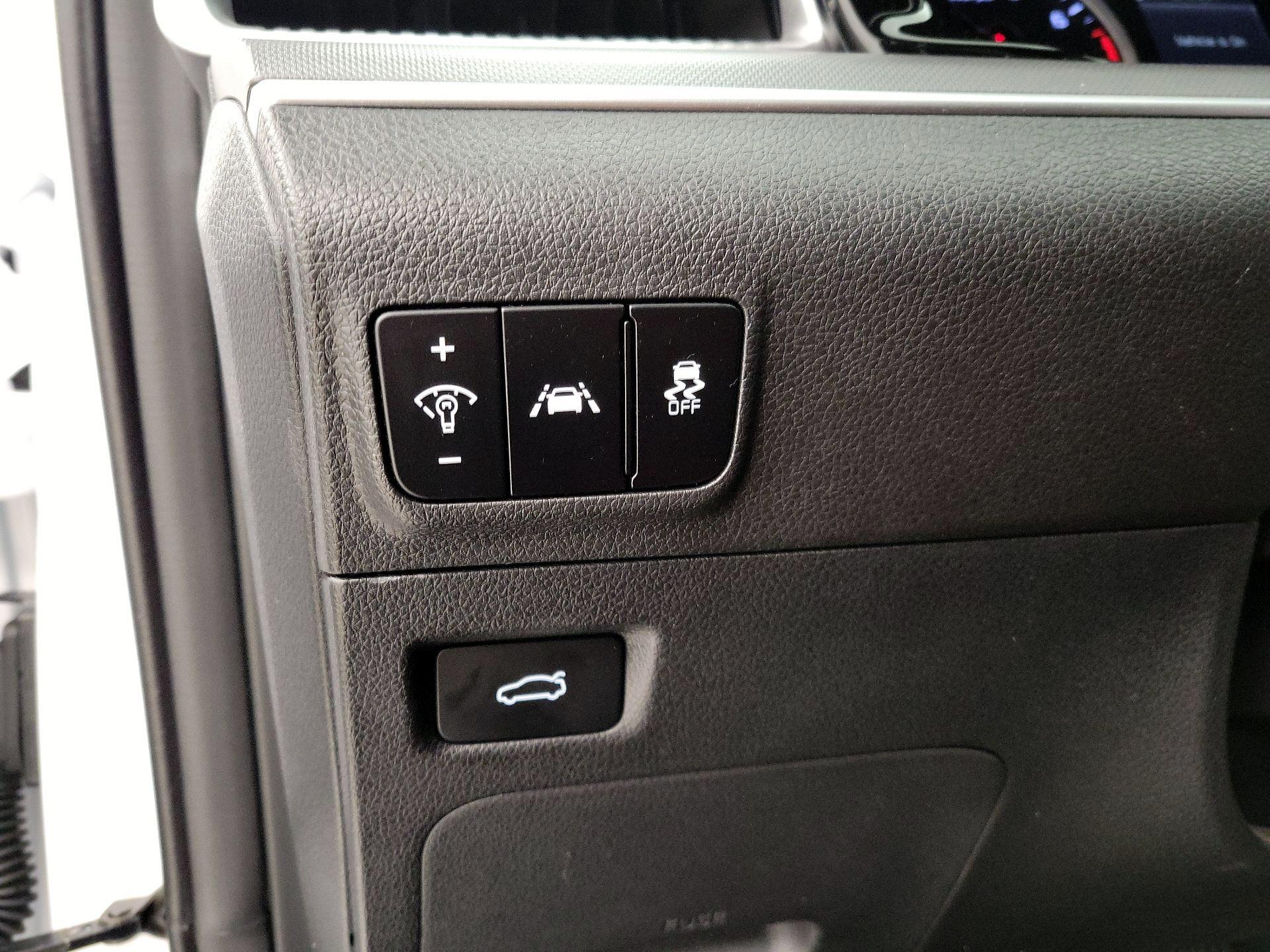 Thumbnail: 2023 Kia K5 - 13