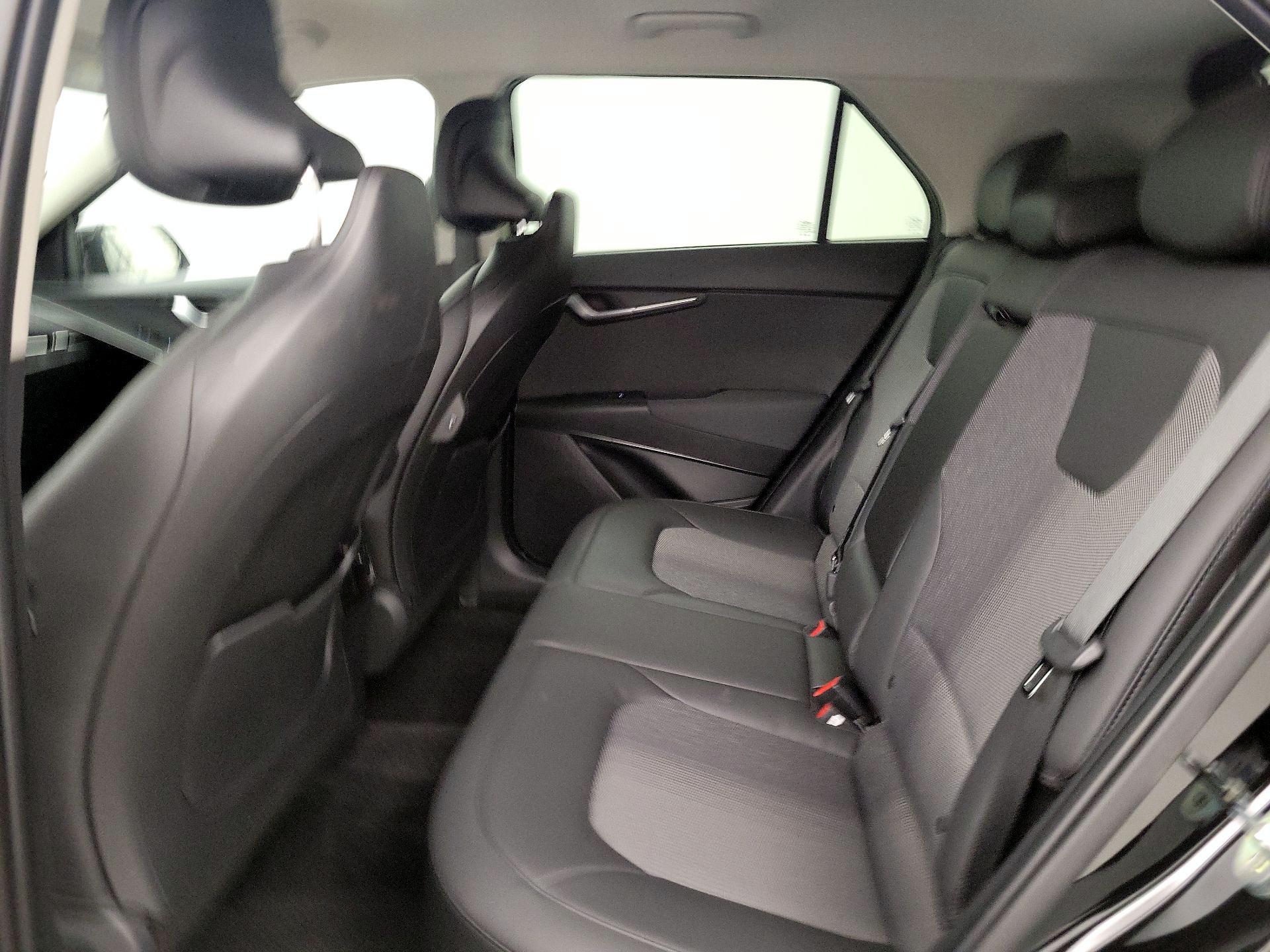 Thumbnail: 2023 Kia Niro - 19