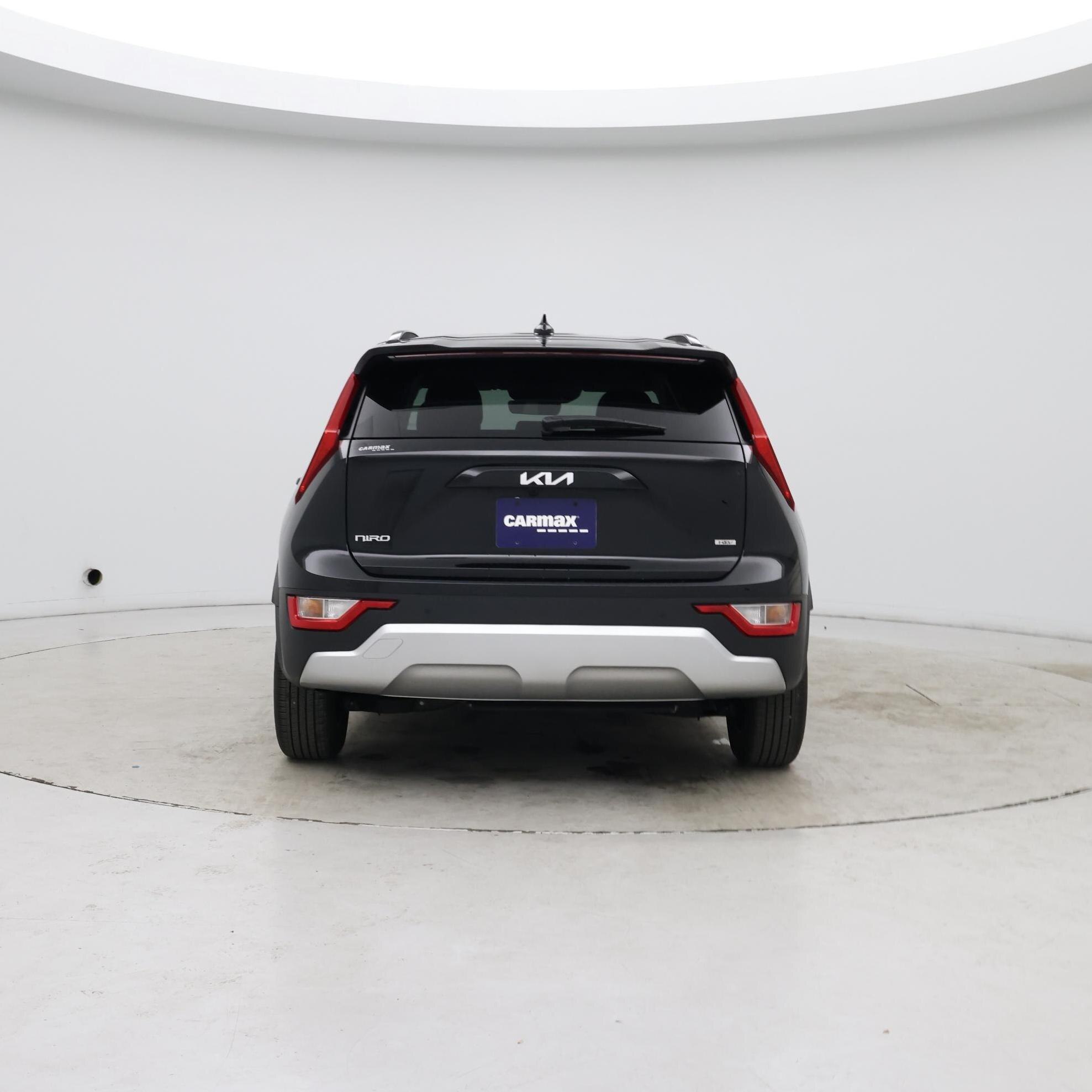 Thumbnail: 2023 Kia Niro - 6