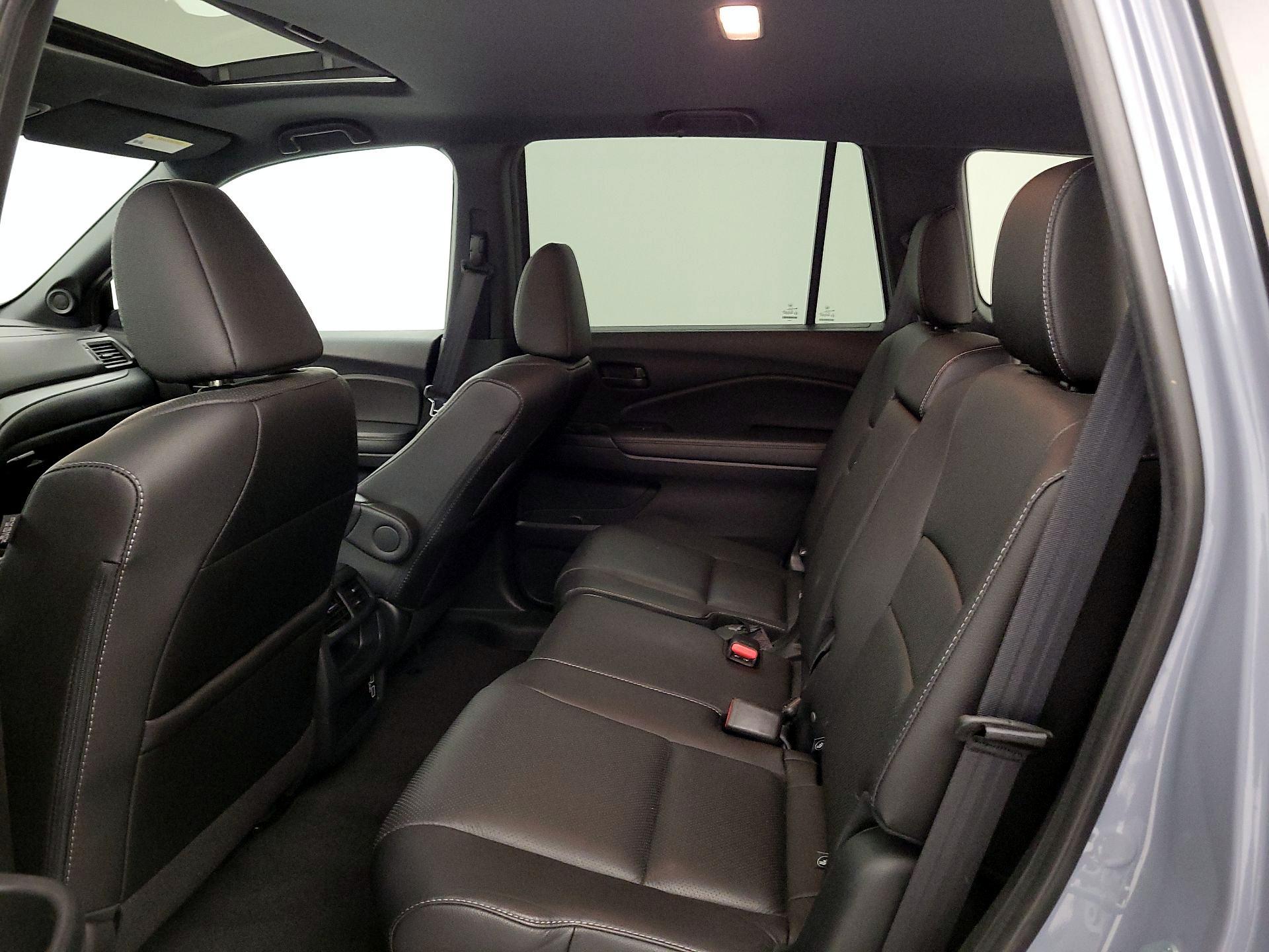 Thumbnail: 2023 Honda Passport - 20