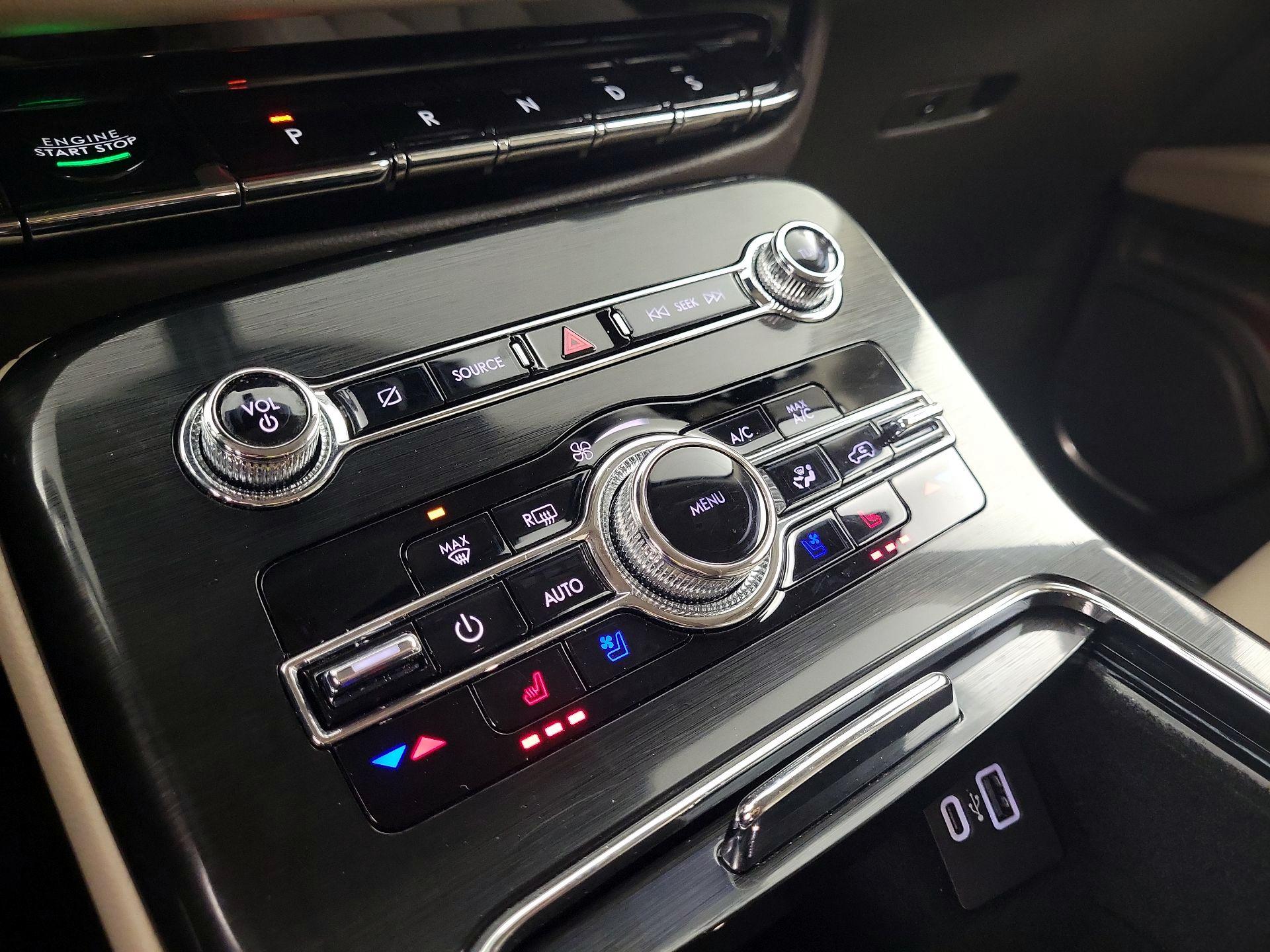 Thumbnail: 2022 Lincoln Nautilus - 15