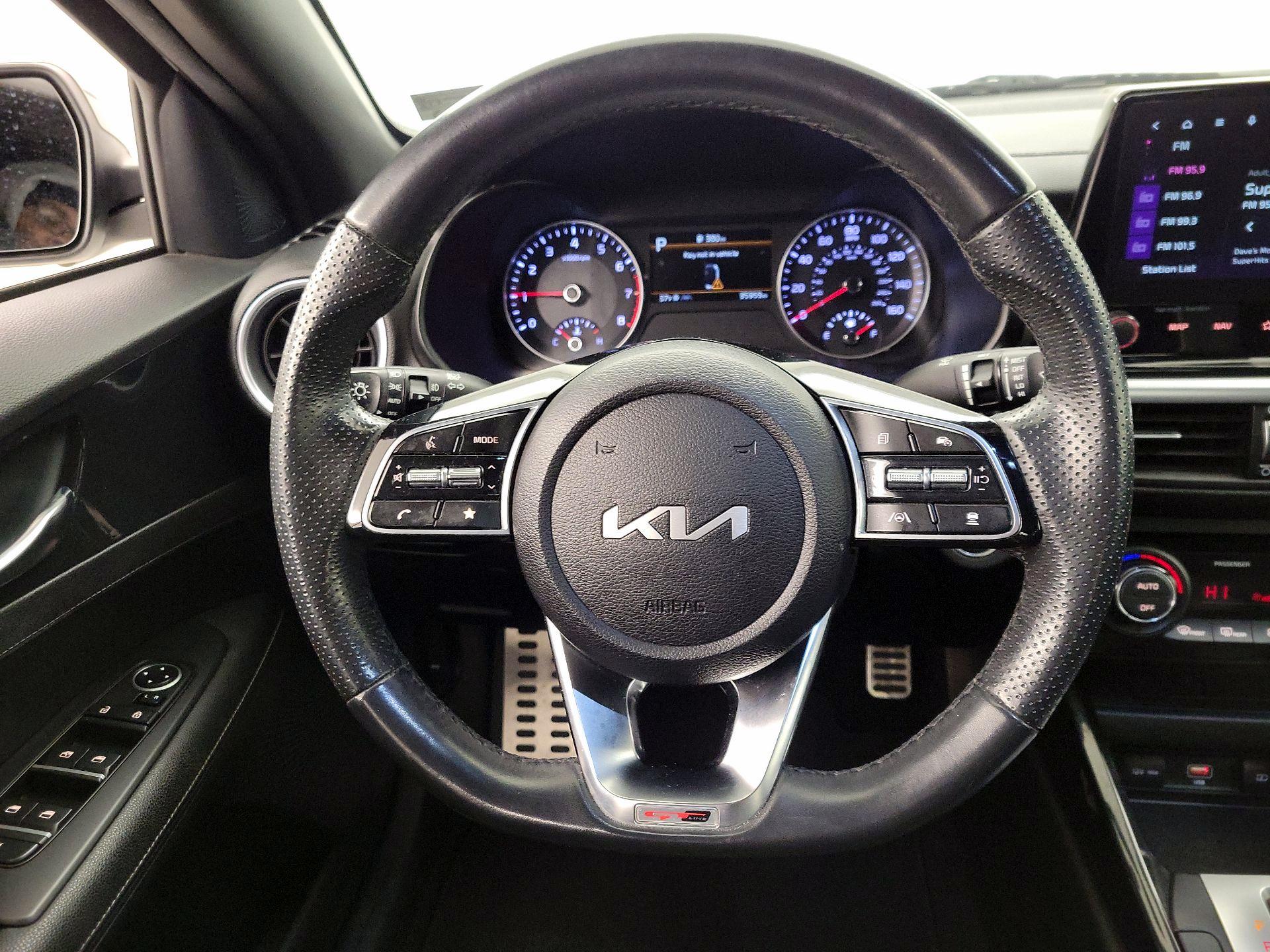 Thumbnail: 2023 Kia Forte - 10