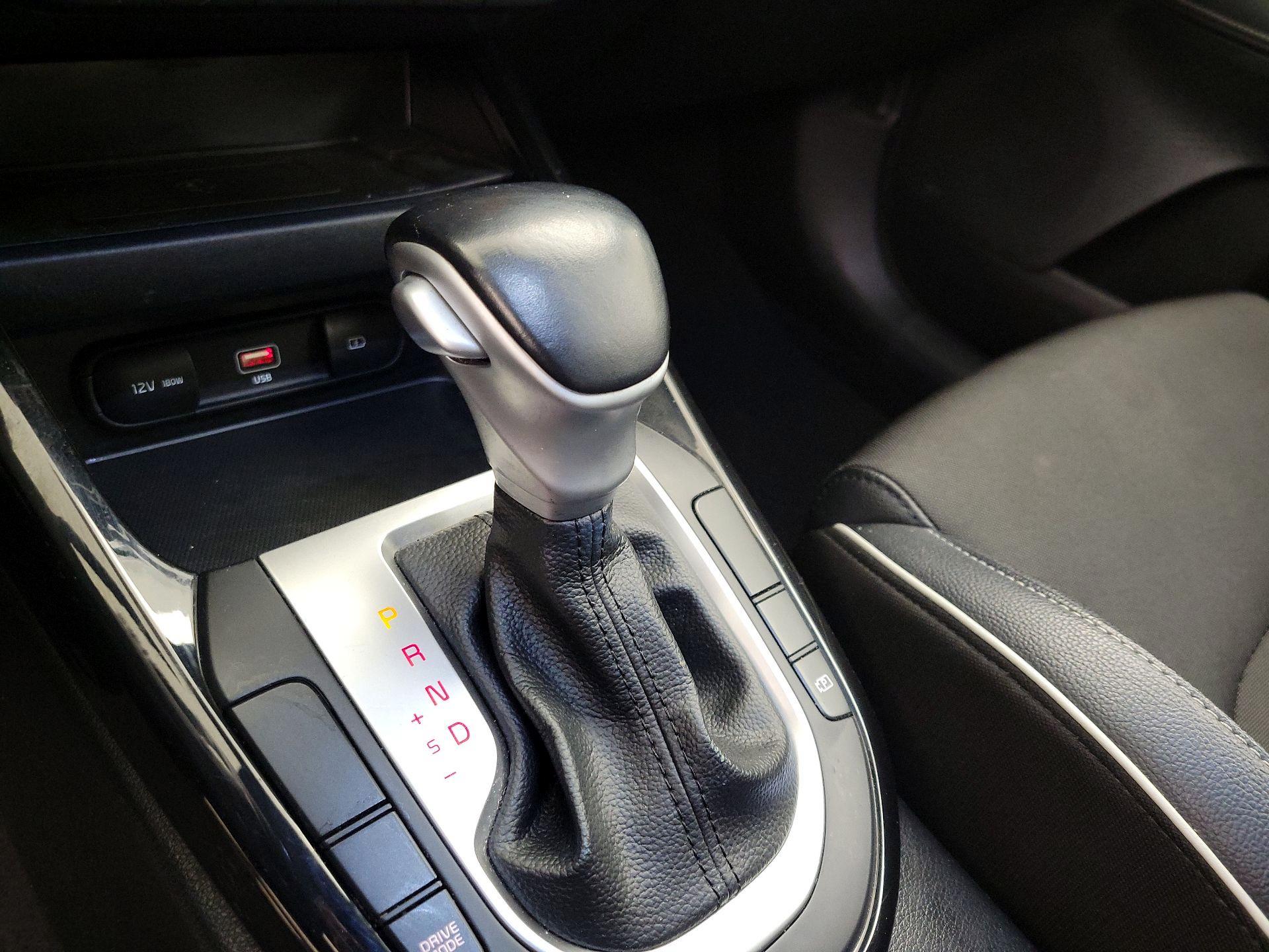 Thumbnail: 2023 Kia Forte - 18