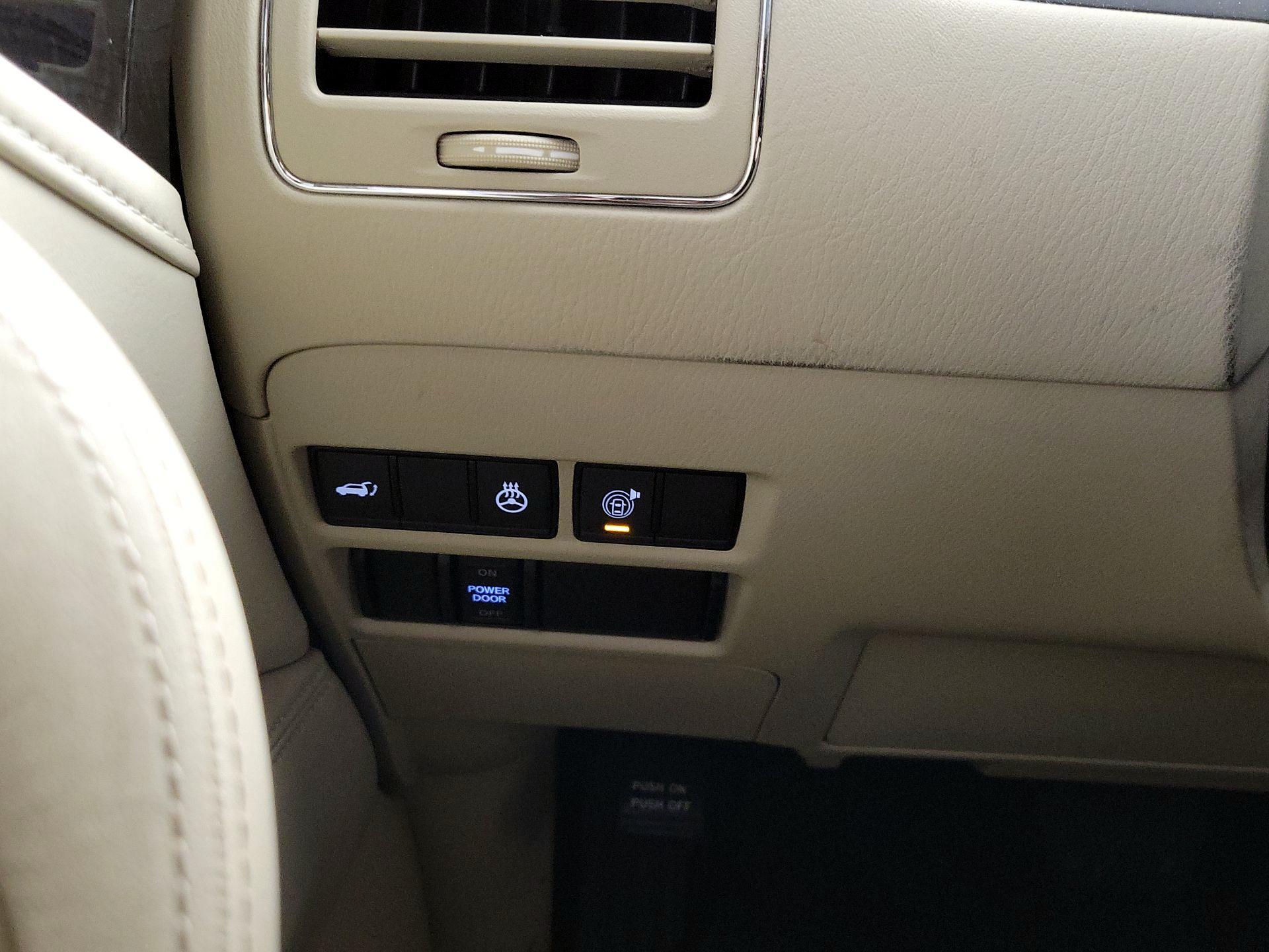 Thumbnail: 2024 INFINITI QX80 - 13