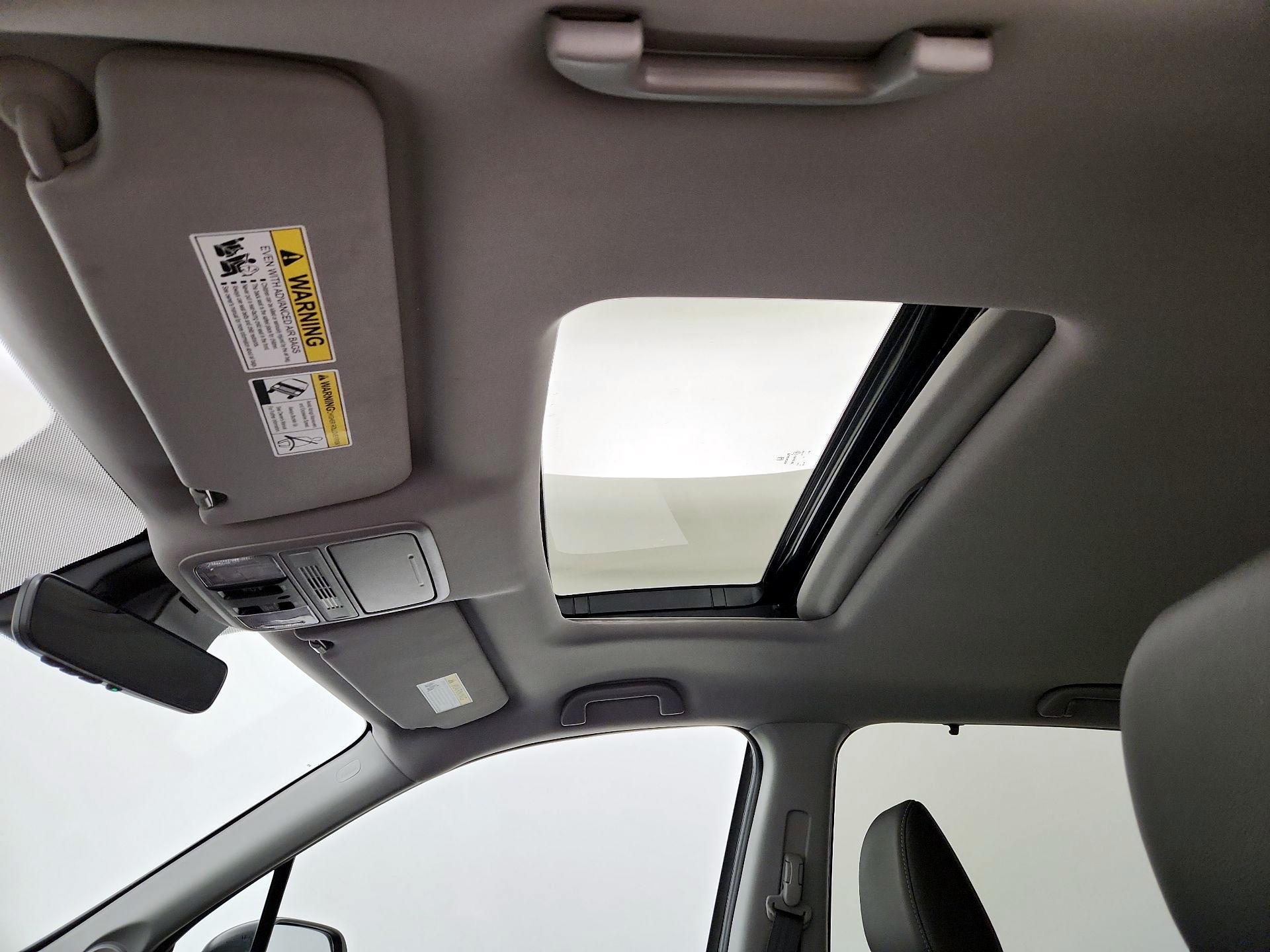 Thumbnail: 2022 Honda Pilot - 17