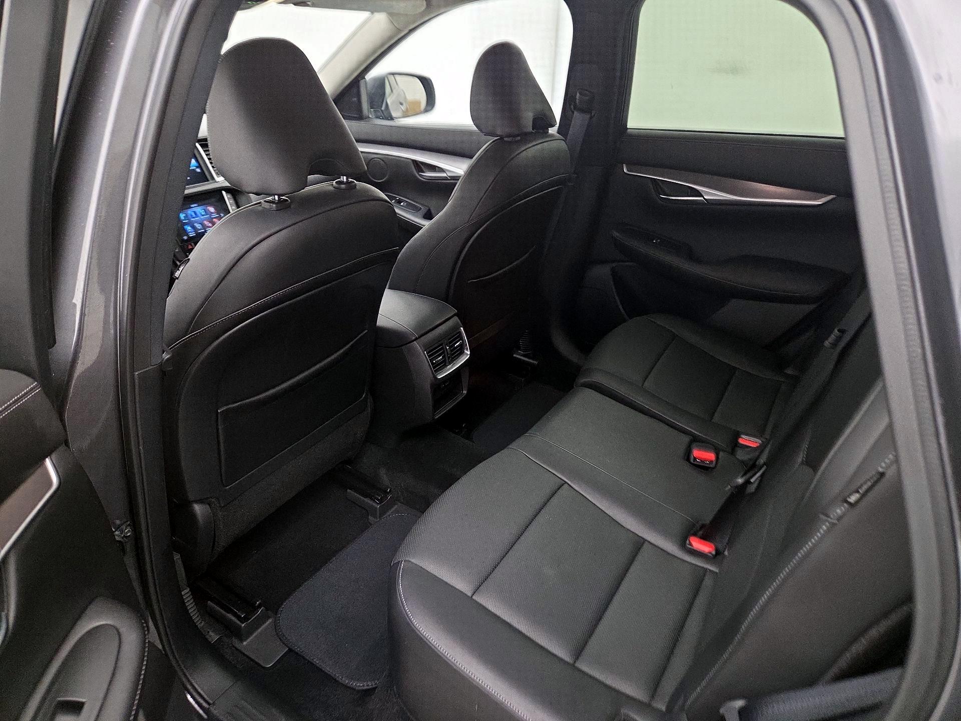 Thumbnail: 2023 INFINITI QX50 - 19