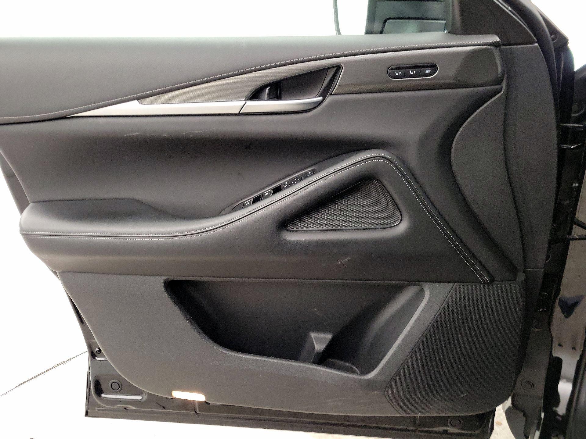 Thumbnail: 2023 INFINITI QX60 - 12