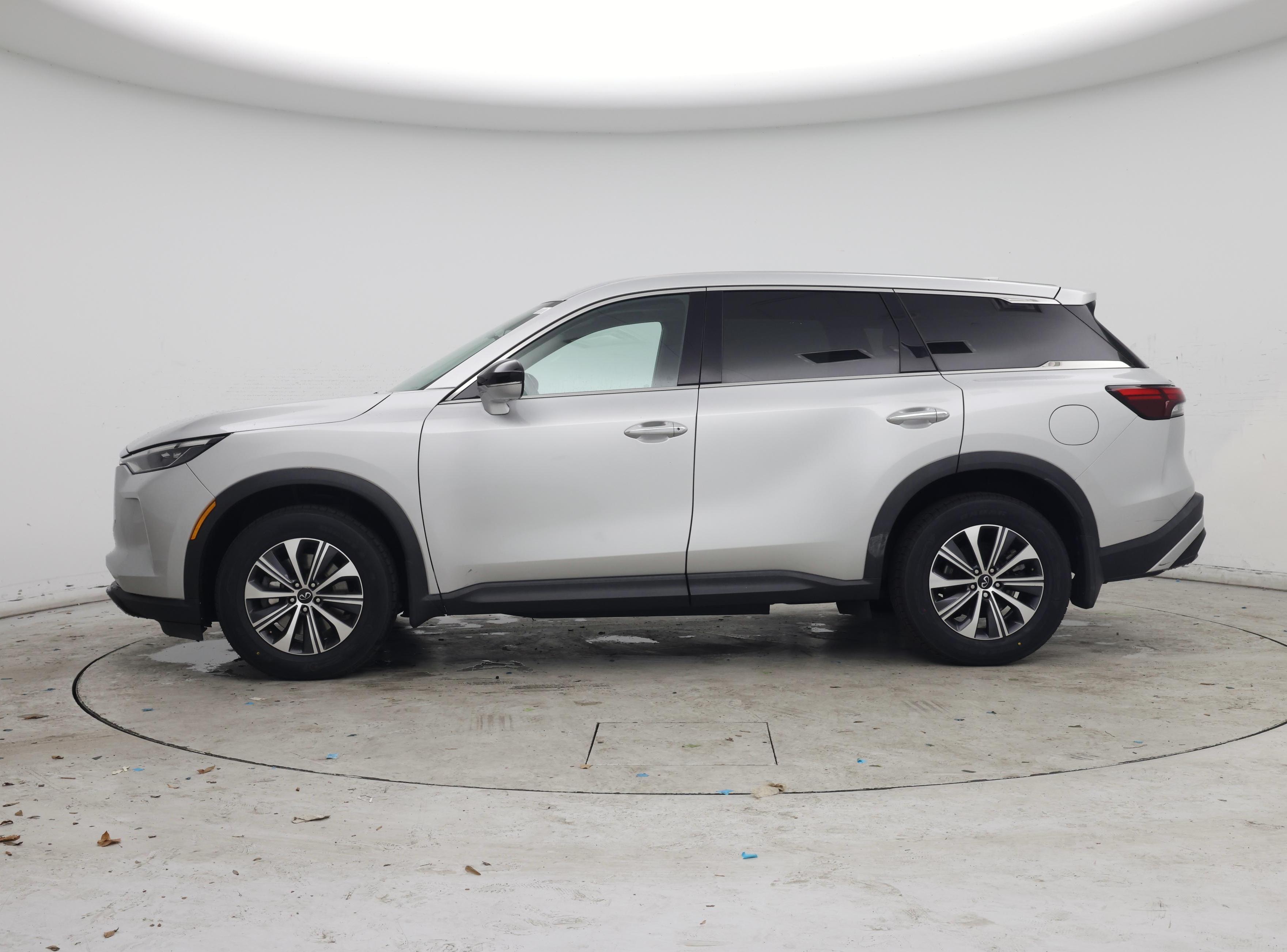 Thumbnail: 2023 INFINITI QX60 - 3