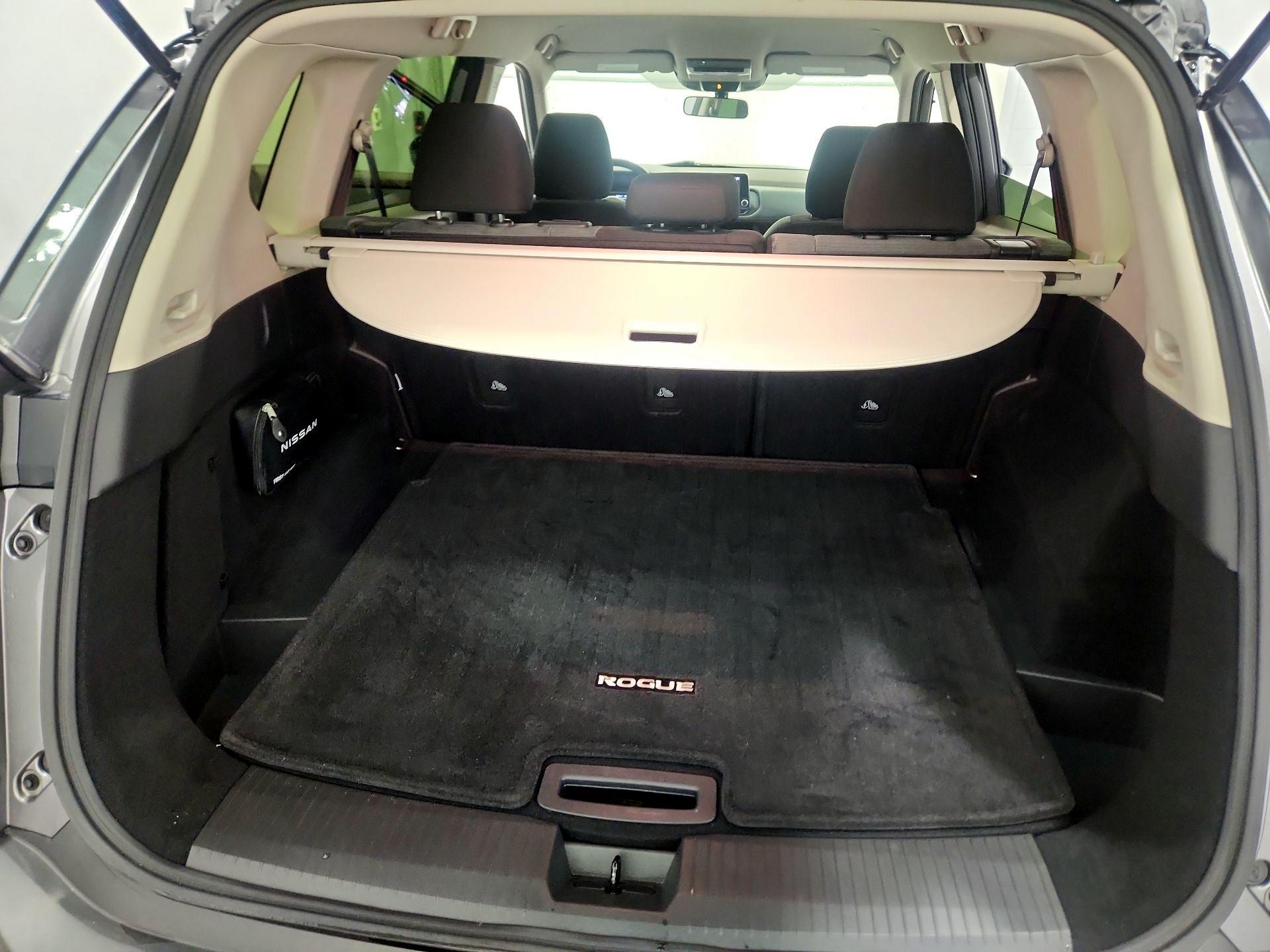 Thumbnail: 2023 Nissan Rogue - 20