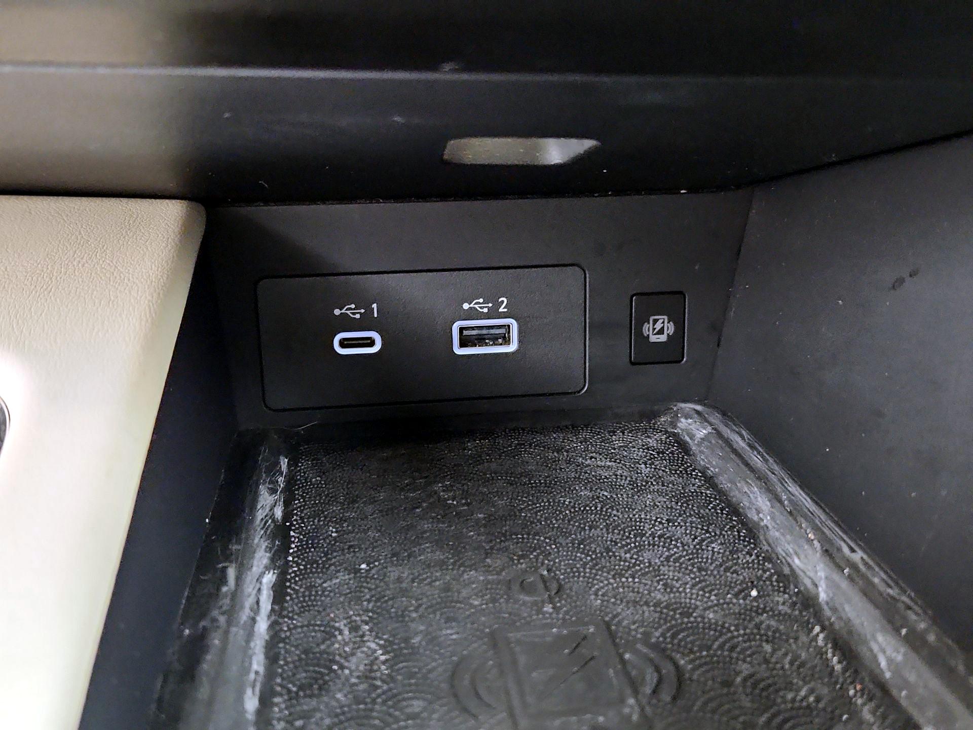 Thumbnail: 2023 INFINITI QX60 - 19