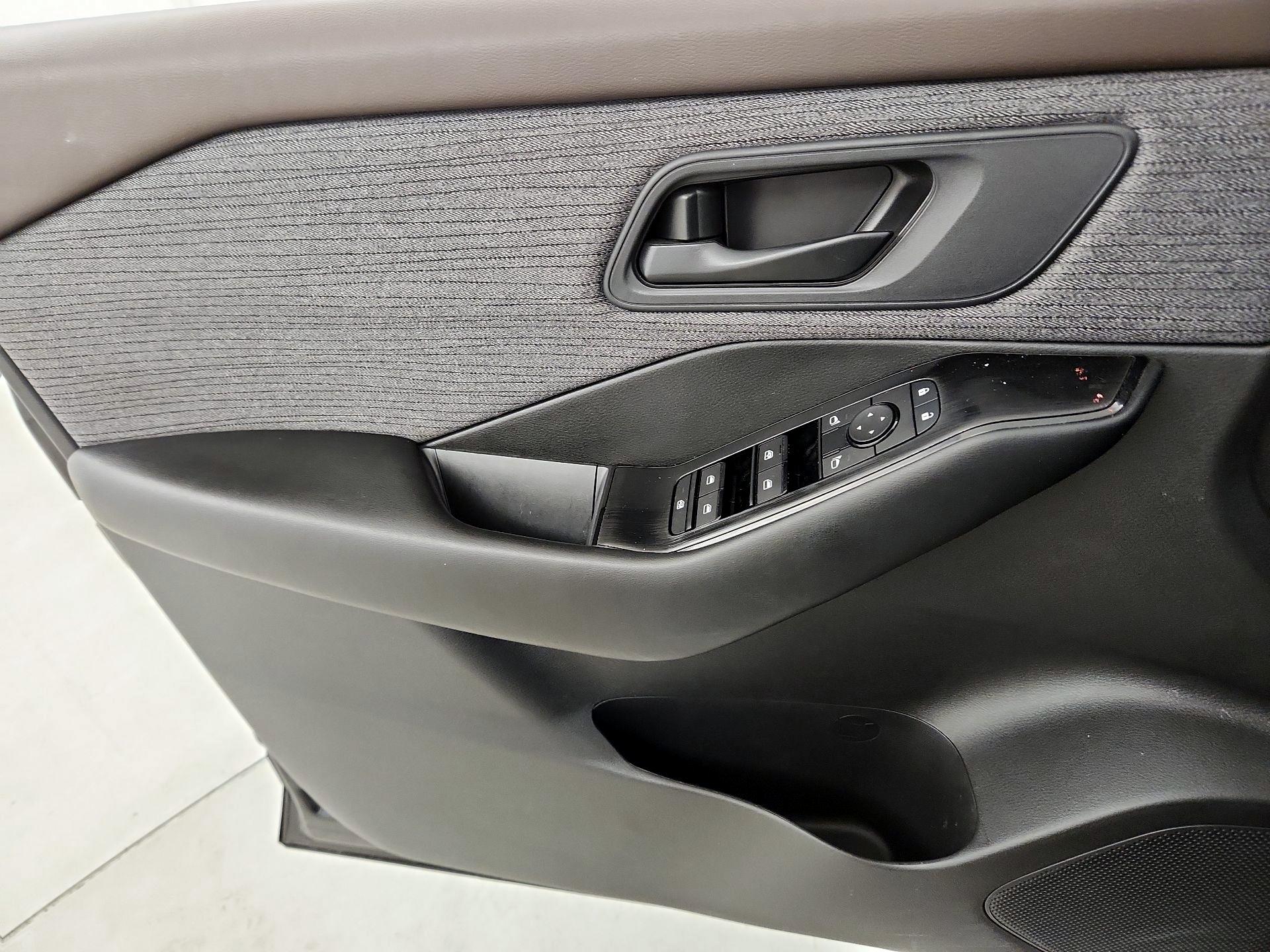 Thumbnail: 2023 Nissan Rogue - 12