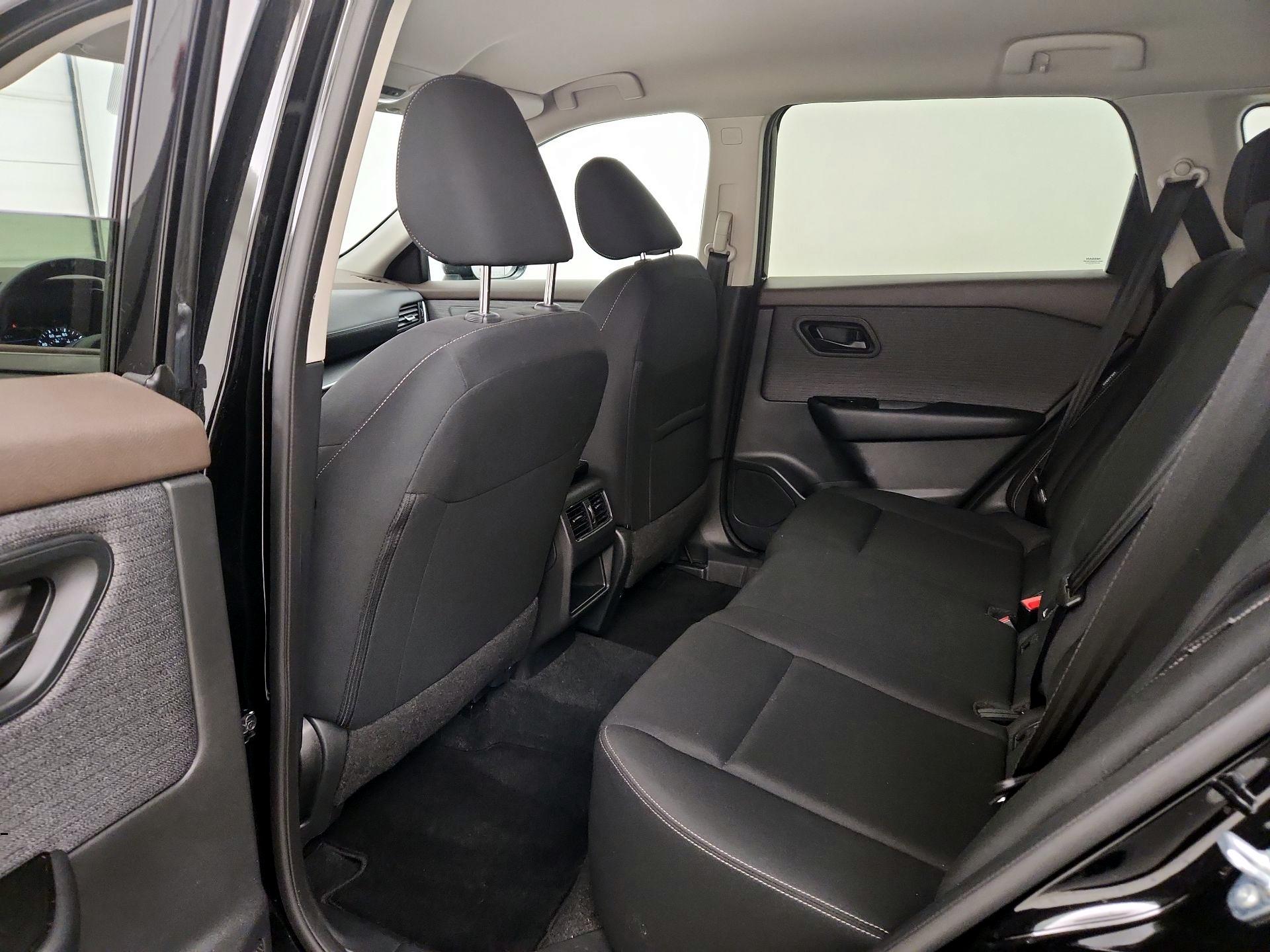 Thumbnail: 2023 Nissan Rogue - 19